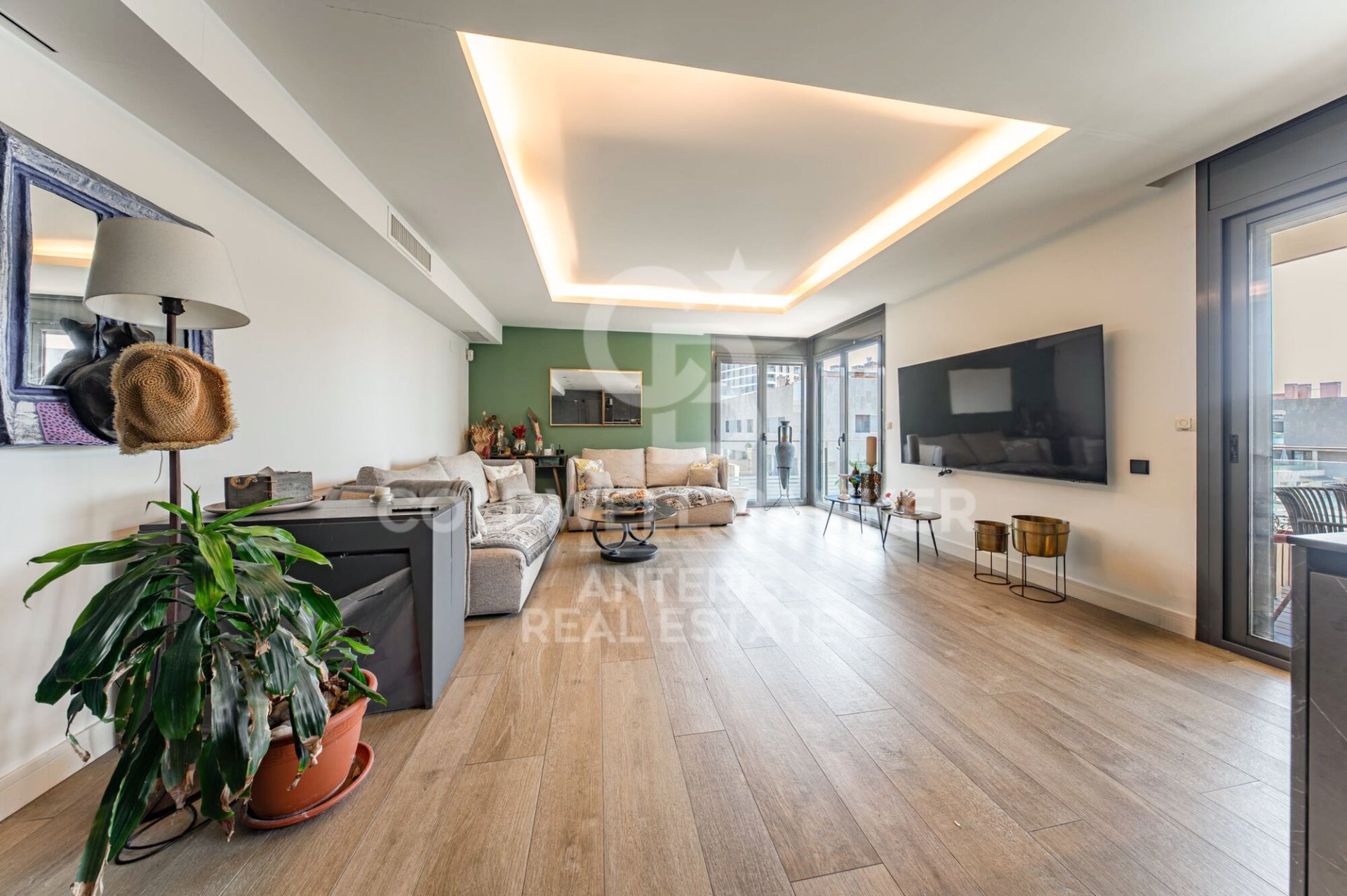 Kattohuoneisto Badalona, Barcelona, Espanja 4 makuuhuonetta, 152 m2 No. 178478