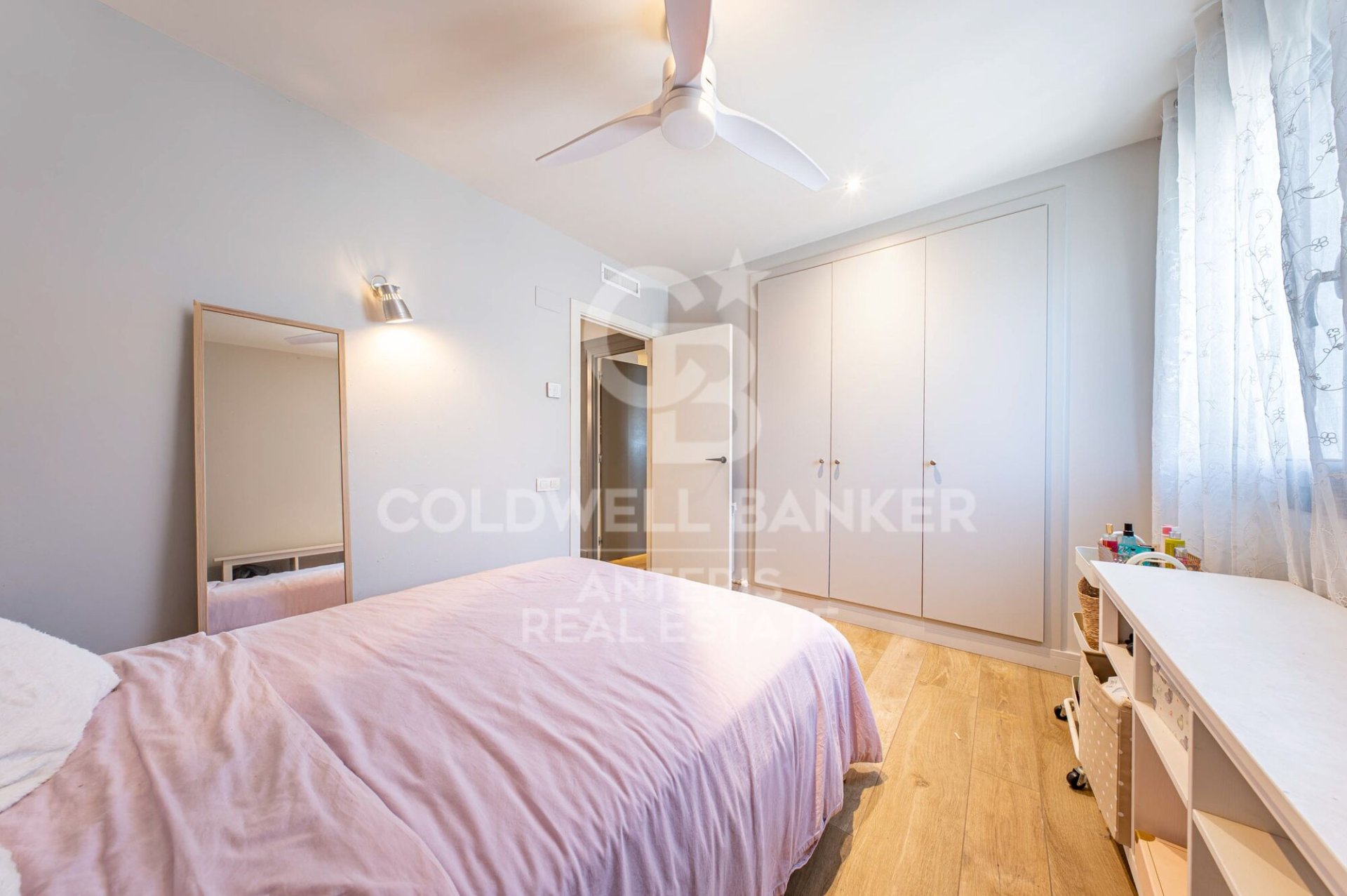 Kattohuoneisto Badalona, Barcelona, Espanja 4 makuuhuonetta, 152 m2 No. 178478