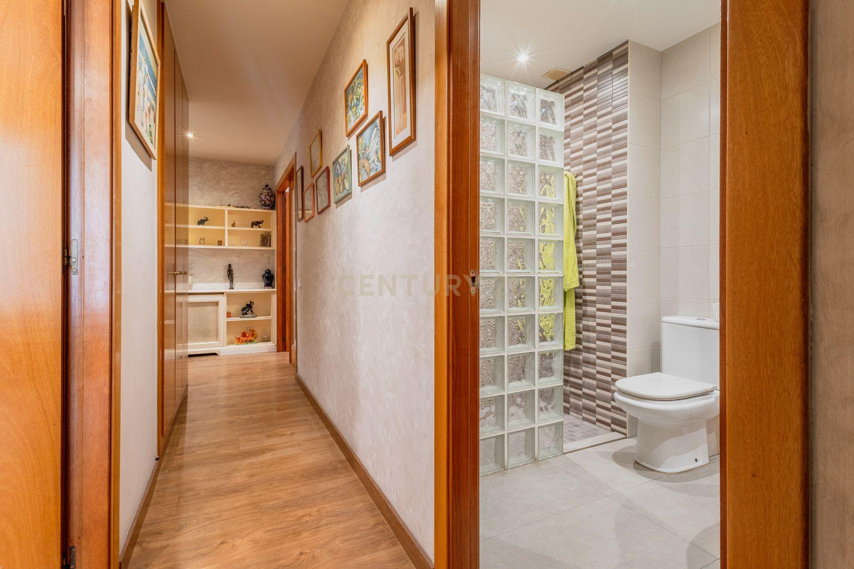 Wohnung in Sant Feliu de Llobregat, Barcelona, Spanien 3 Schlafzimmer, 104 m2 Nr. 181323