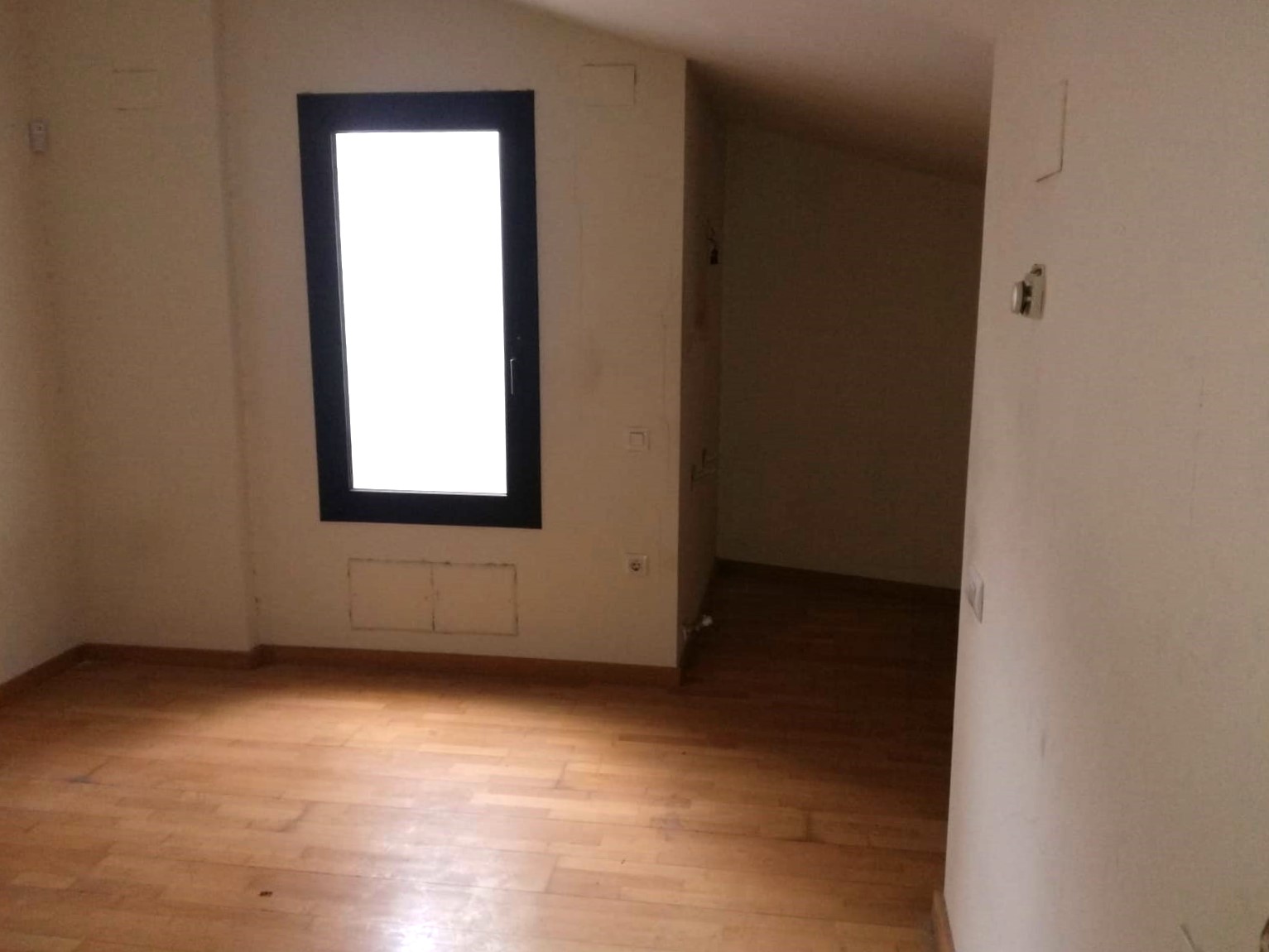 Commercial property in Igualada, Barcelona, Spain 3 bedrooms,  No. 181325