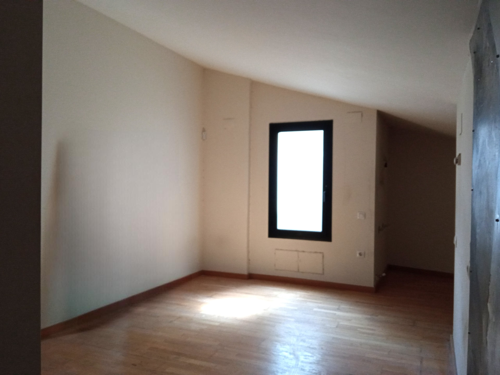 Commercial property in Igualada, Barcelona, Spain 3 bedrooms,  No. 181325