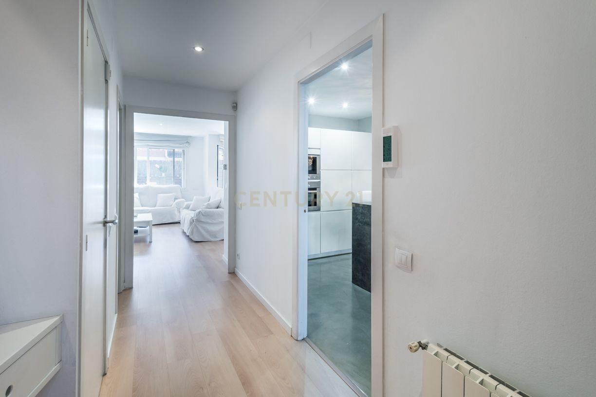 House à Sant Joan Despi, Barcelona, Espagne 4 chambres, 219 m2 No. 181324