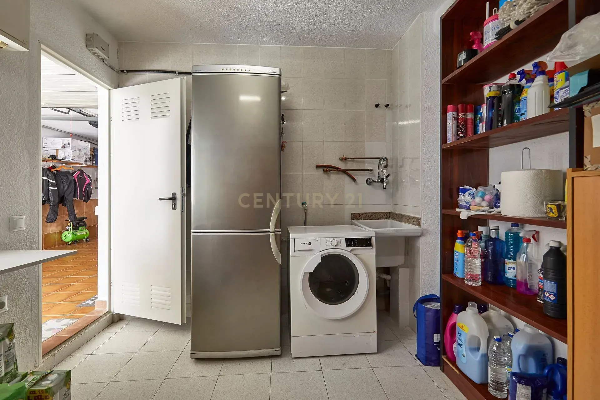 House in Sant Pere de Ribes, Barcelona, Spain 4 bedrooms, 207 sq.m. No. 181320