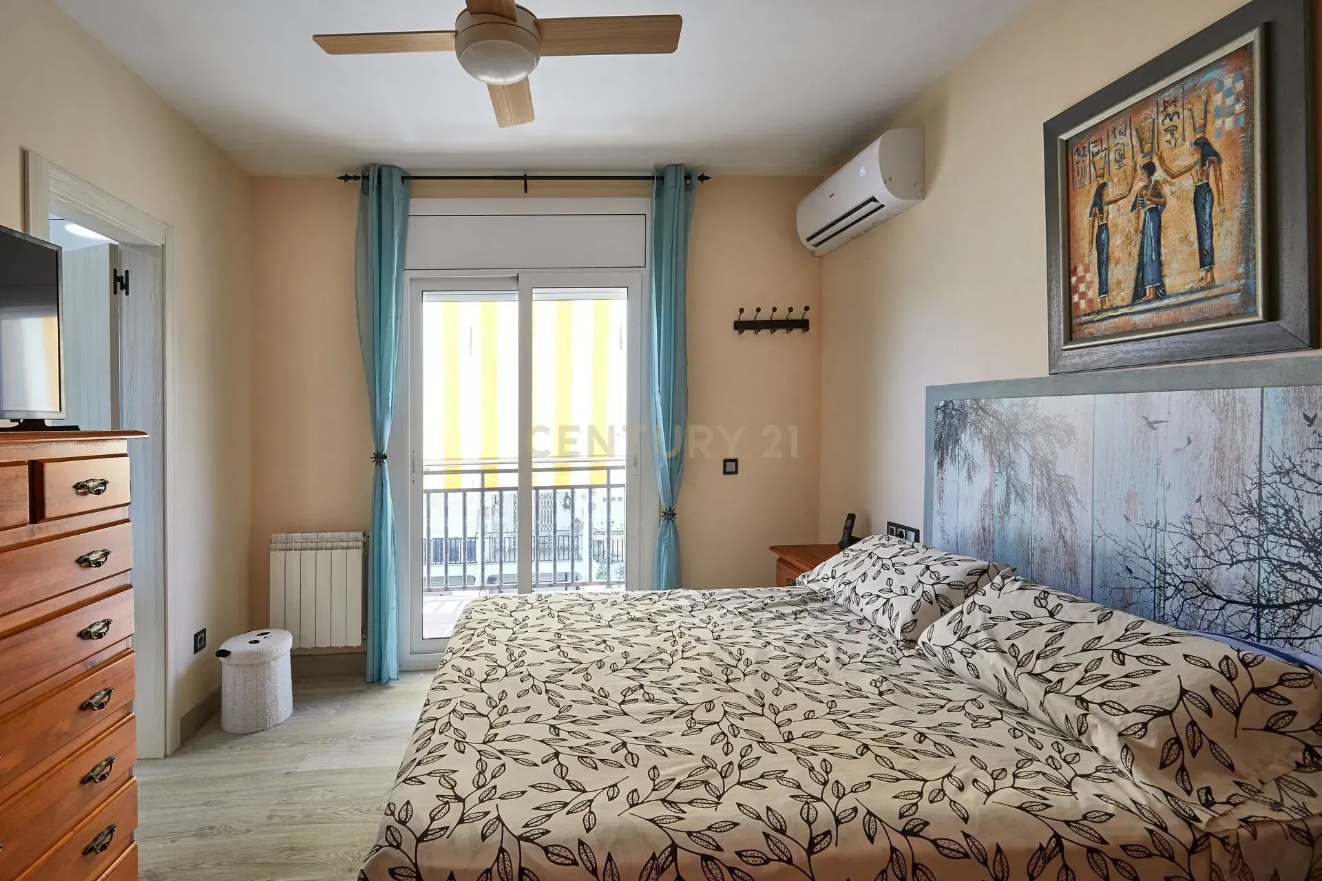 House in Sant Pere de Ribes, Barcelona, Spain 4 bedrooms, 207 sq.m. No. 181320