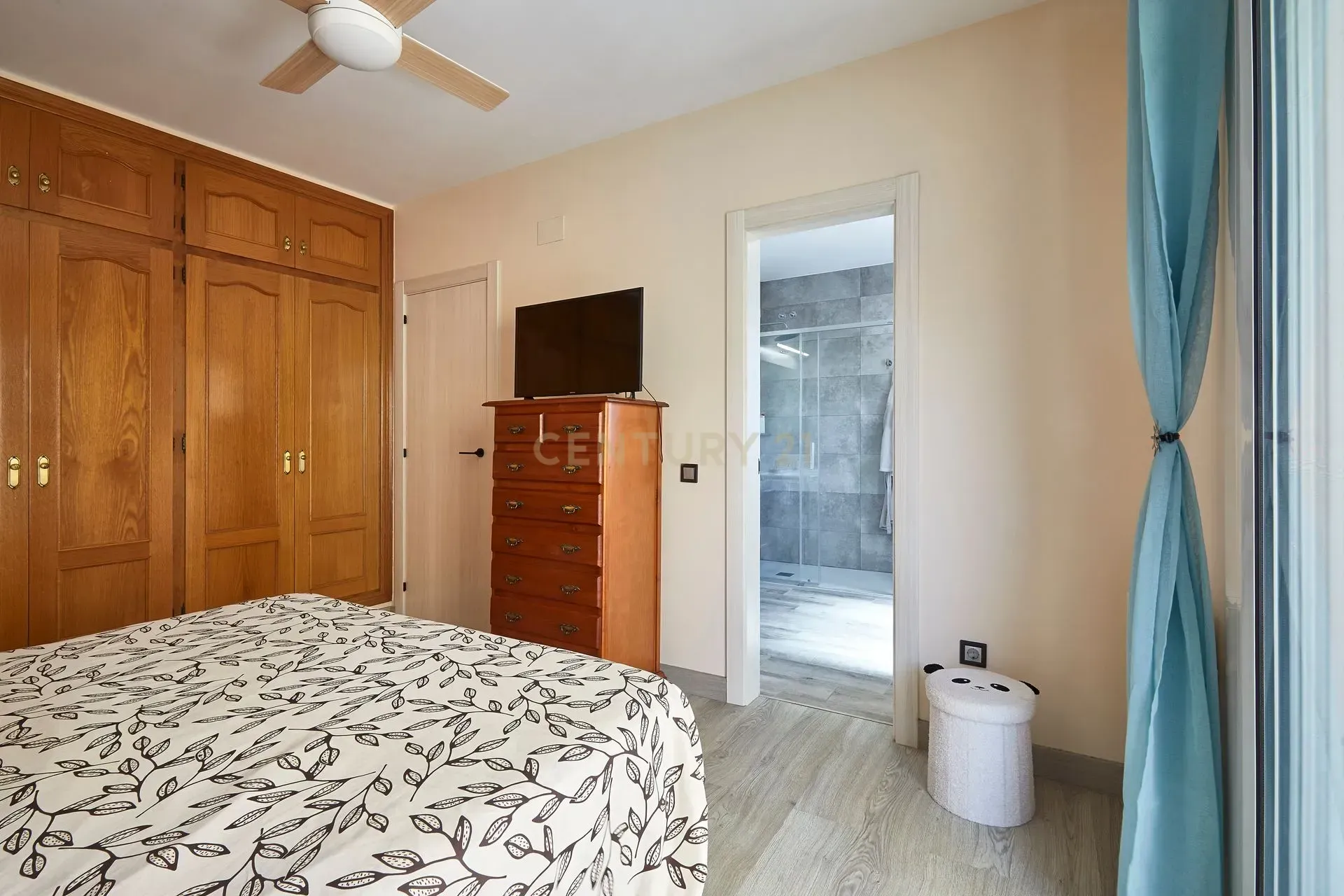 House in Sant Pere de Ribes, Barcelona, Spain 4 bedrooms, 207 sq.m. No. 181320
