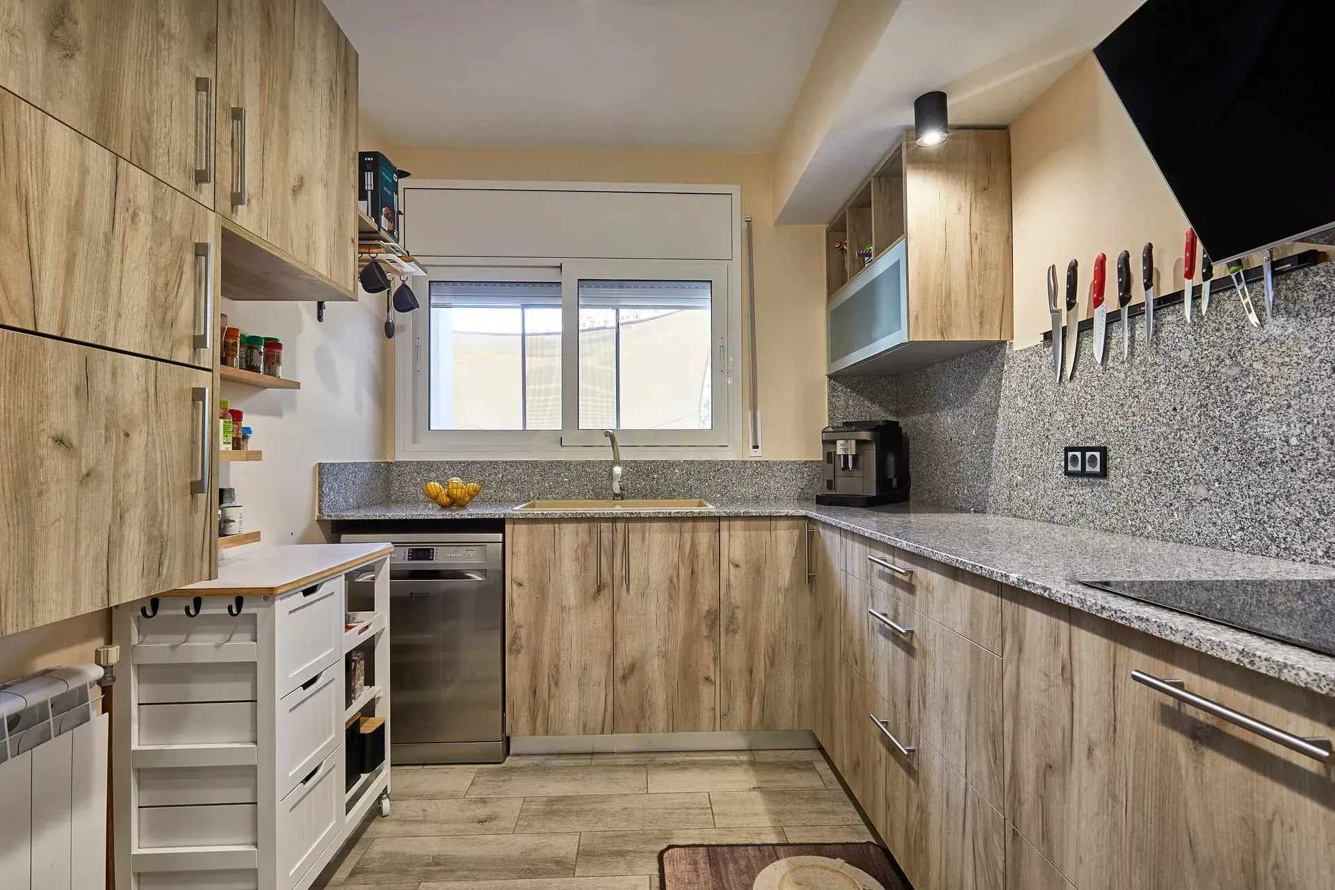 House in Sant Pere de Ribes, Barcelona, Spain 4 bedrooms, 207 sq.m. No. 181320