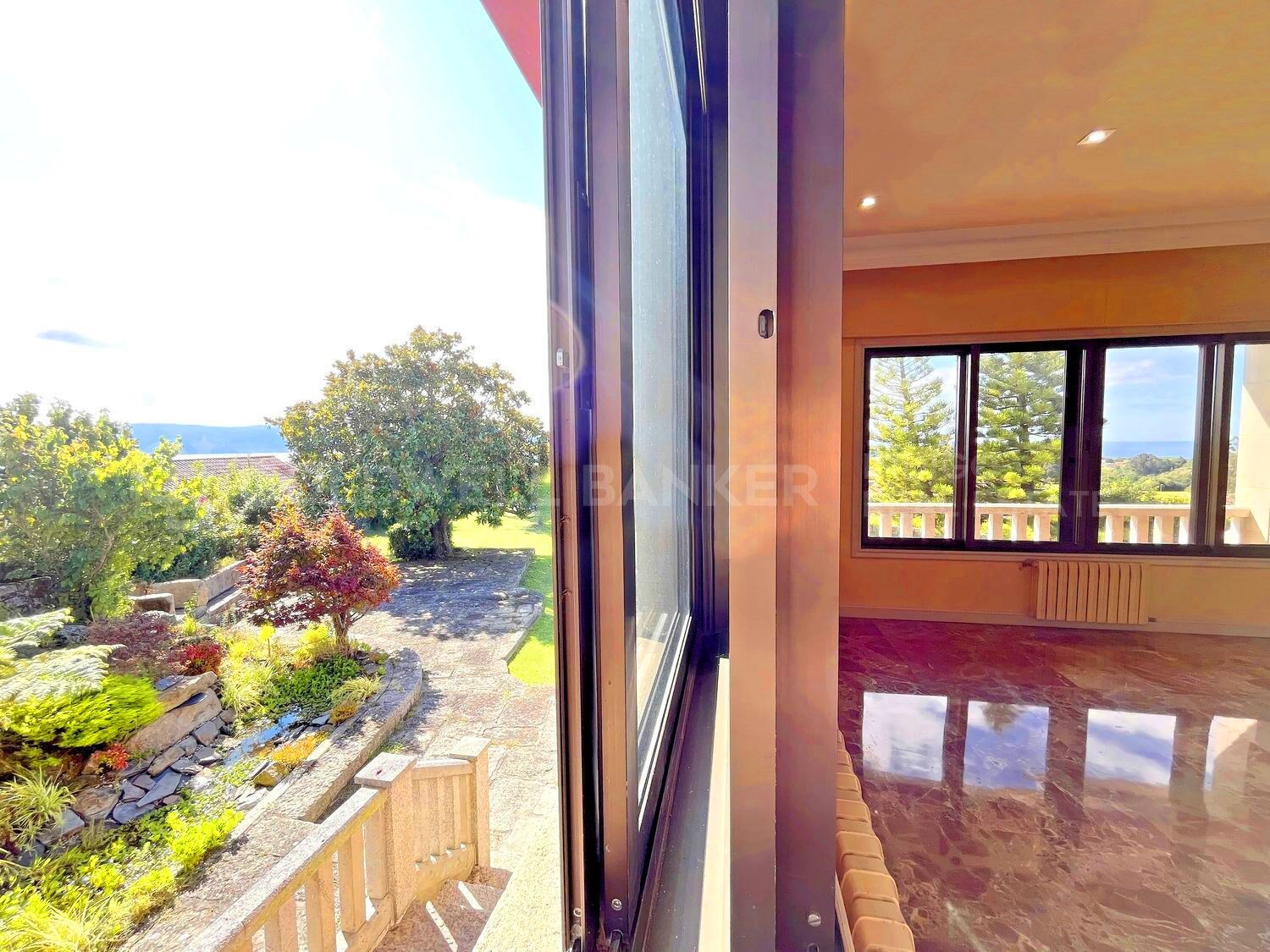 House à Sanxenxo, Pontevedra, Espagne 4 chambres, 772 m2 No. 160133