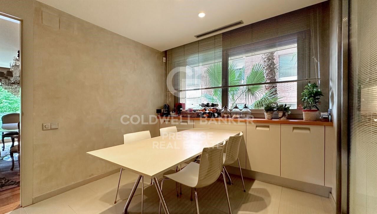Apartament w Barcelona, Hiszpania 5 sypialni, 400 mkw. nr 160131