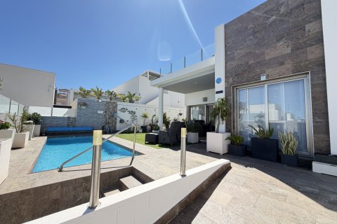 Villa Villamartin, Alicante, Spānijā 3 istabas, 115 m2 Nr. 188899