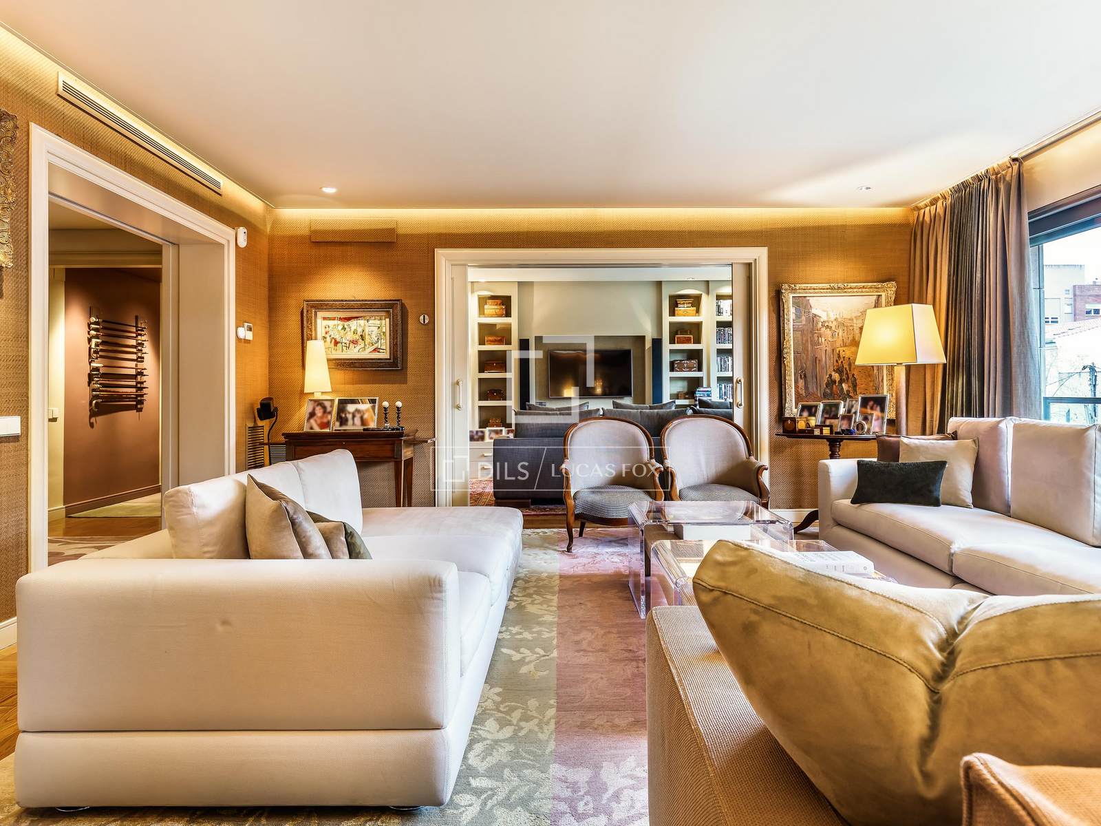Apartamento en Barcelona, España 5 dormitorios, 400 m2 No. 150492