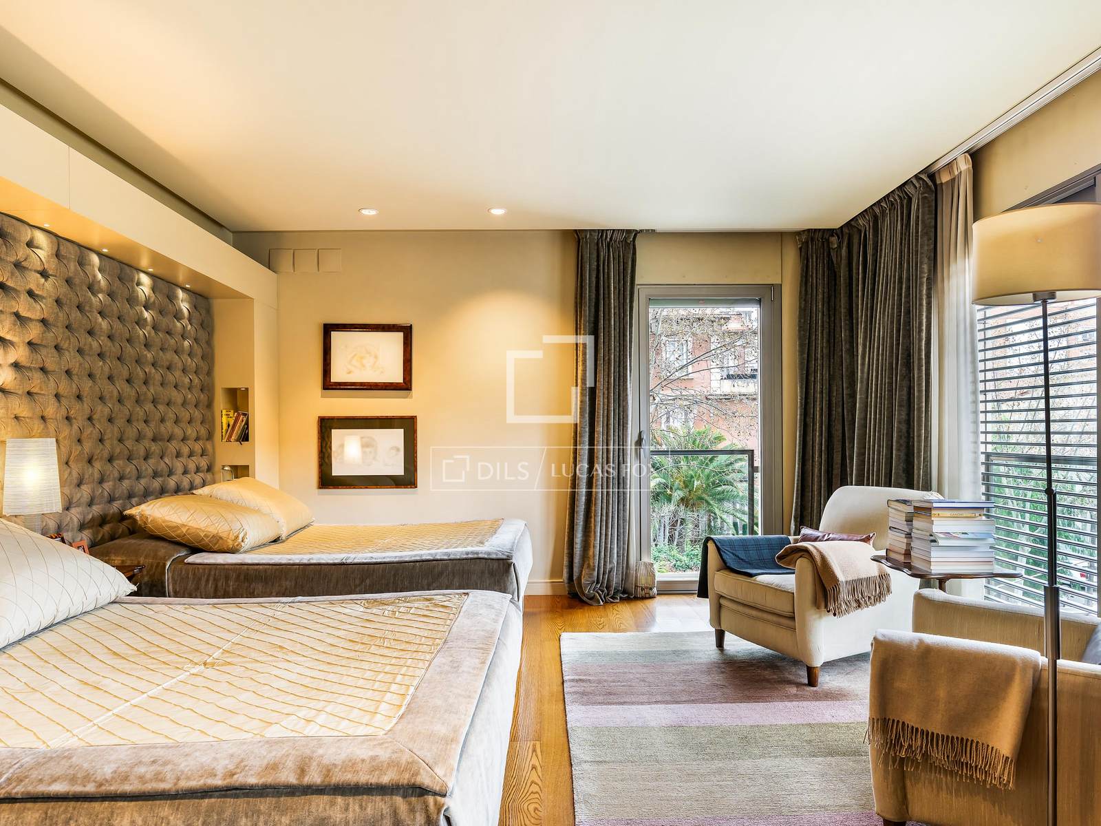 Apartamento en Barcelona, España 5 dormitorios, 400 m2 No. 150492