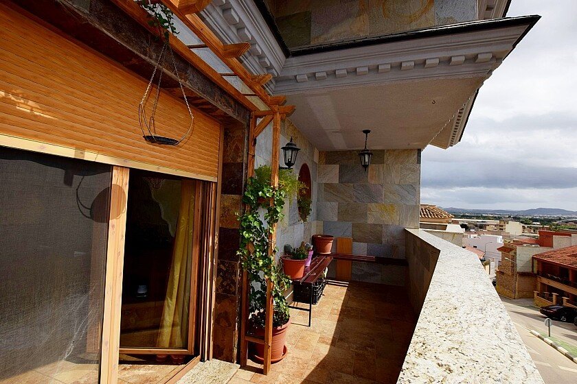 Villa in Redovan, Alicante, Spain 7 bedrooms, 350 sq.m. No. 111291