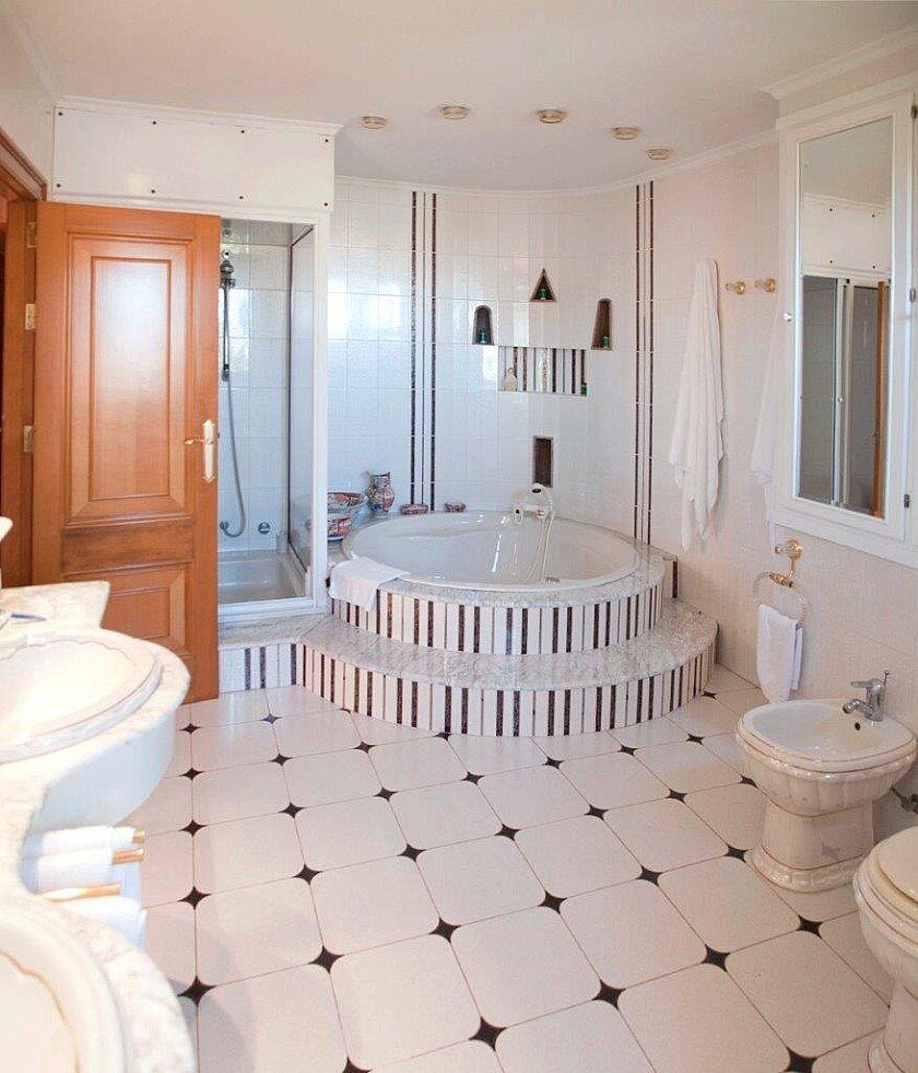 Huoneisto Alicante, Espanja 5 makuuhuonetta, 860 m2 No. 111295