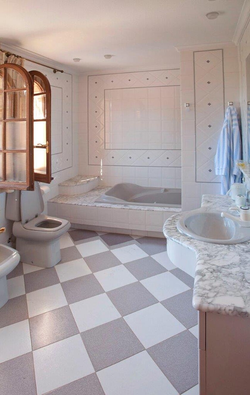 Huoneisto Alicante, Espanja 5 makuuhuonetta, 860 m2 No. 111295