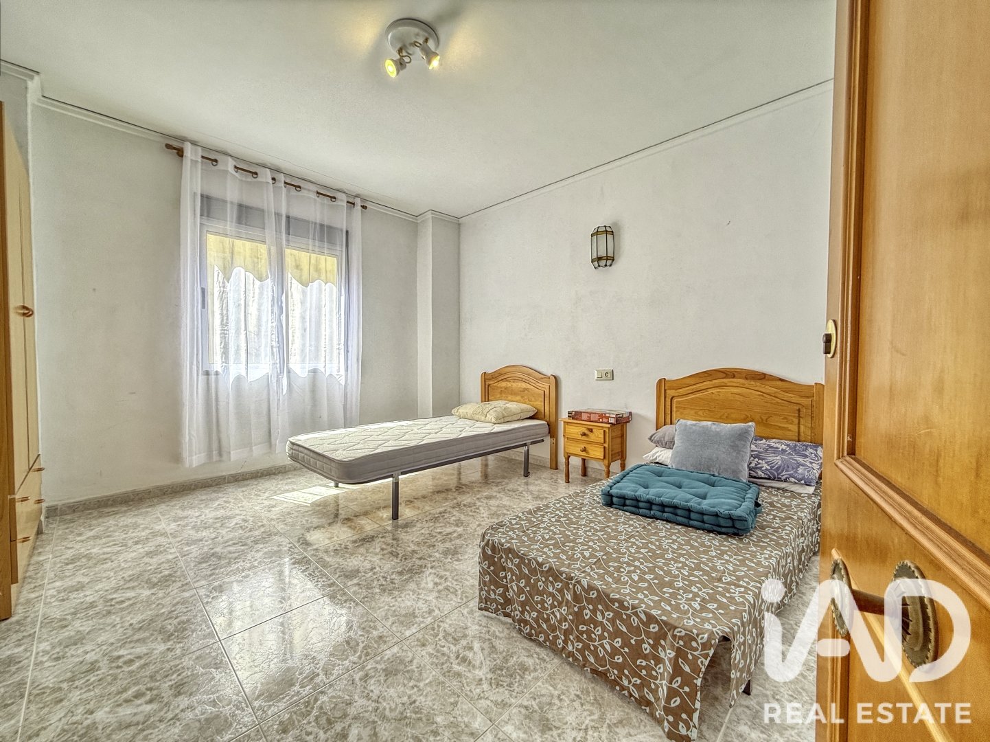 Villa à Valencia, Espagne 4 chambres, 189 m2 No. 196616