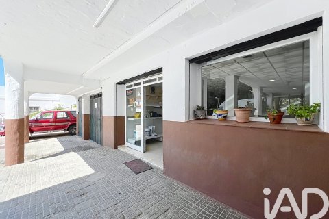 Commercial property in Tarifa, Cadiz, Spain 63 sq.m. No. 196614