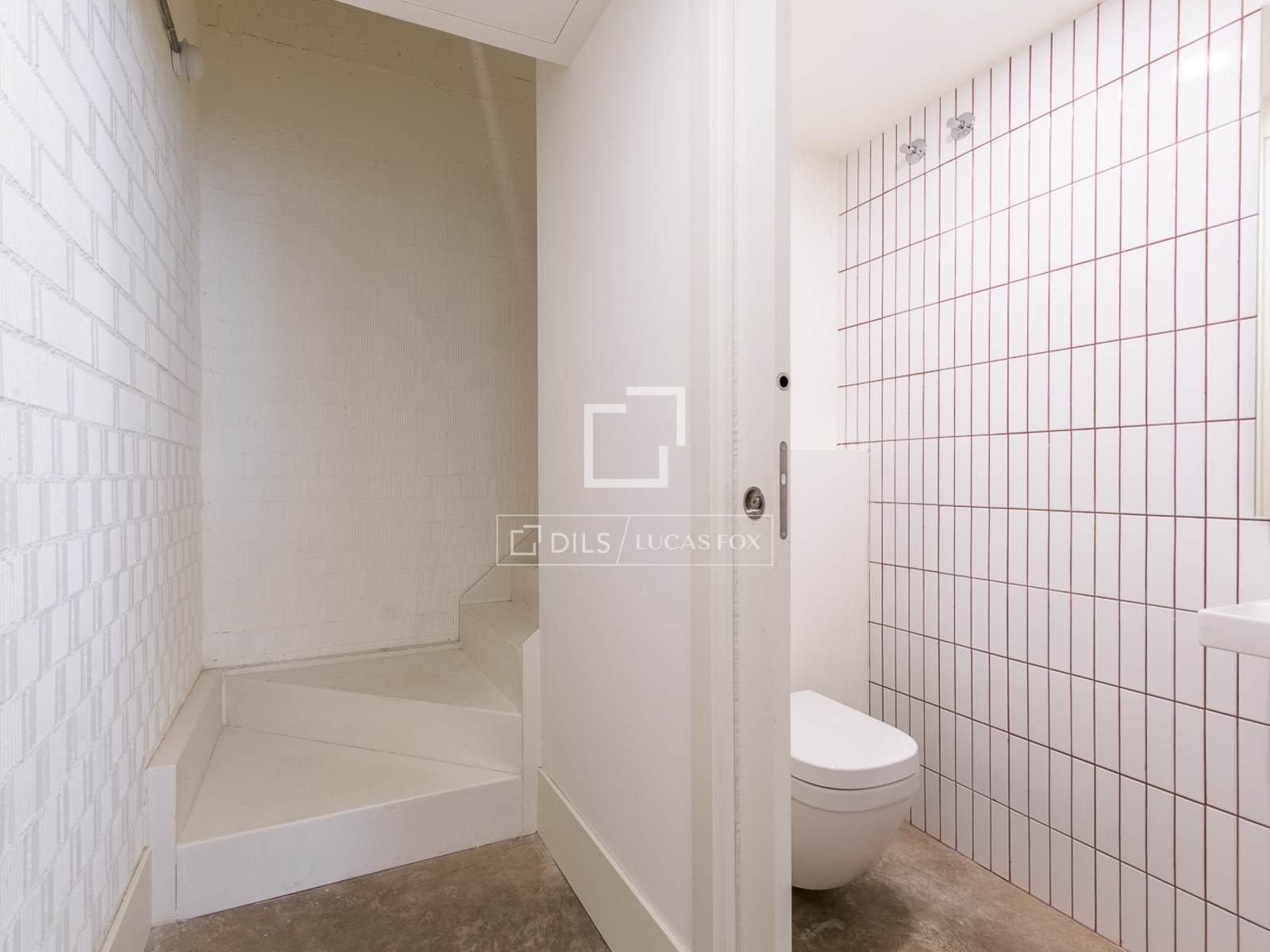 Квартира в Барселона, Испания 2 спальни, 188м2 №150880