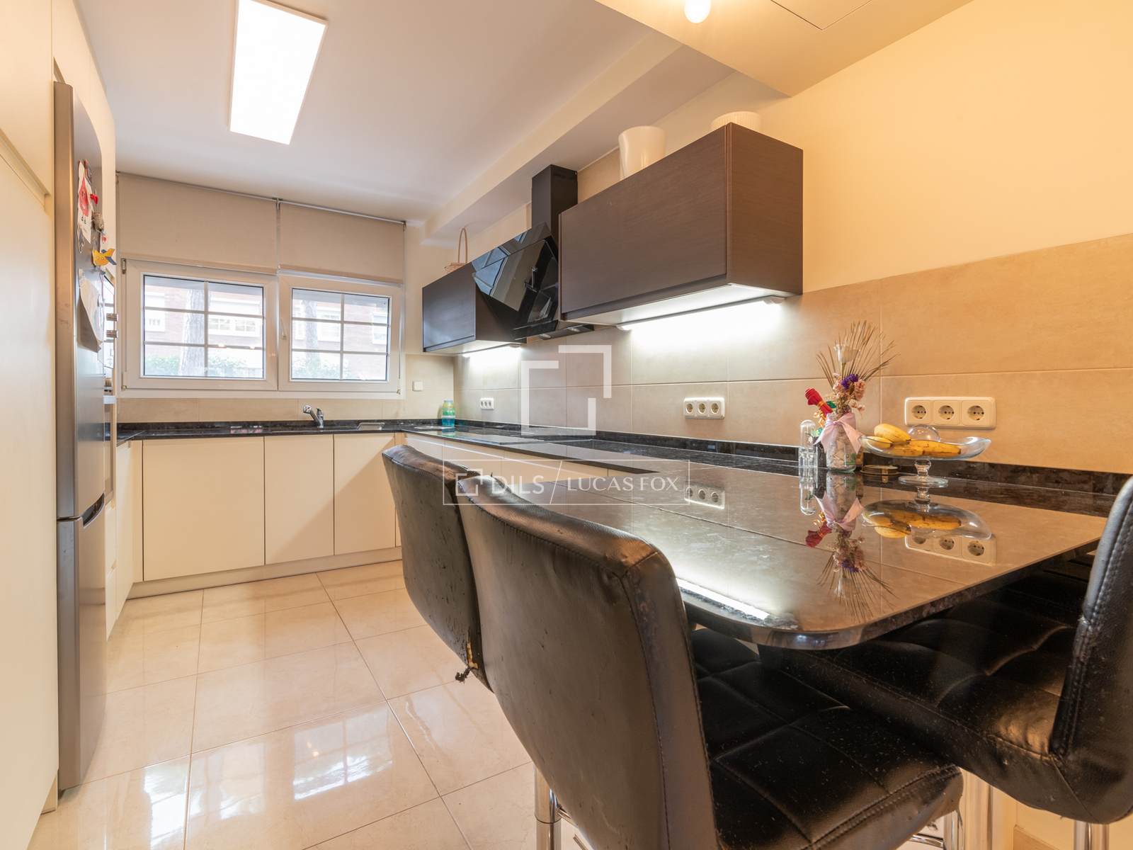 Villa in Gava, Barcelona, Spain 5 bedrooms, 292 sq.m. No. 150878