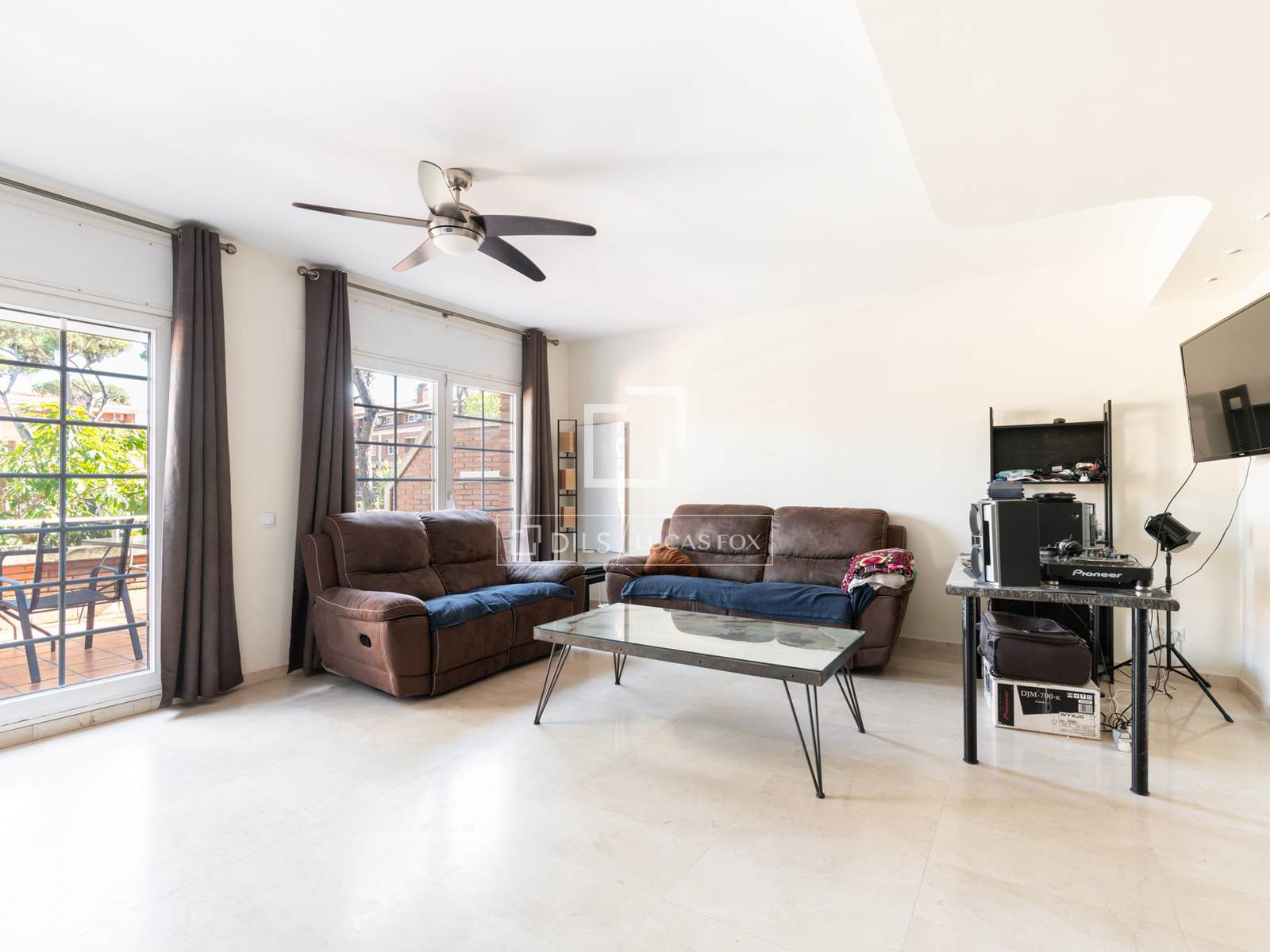 Villa in Gava, Barcelona, Spain 5 bedrooms, 292 sq.m. No. 150878