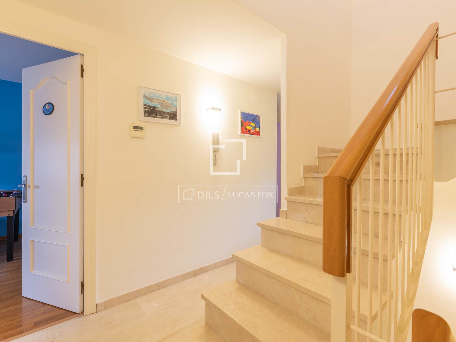 Villa in Gava, Barcelona, Spain 5 bedrooms, 292 sq.m. No. 150878