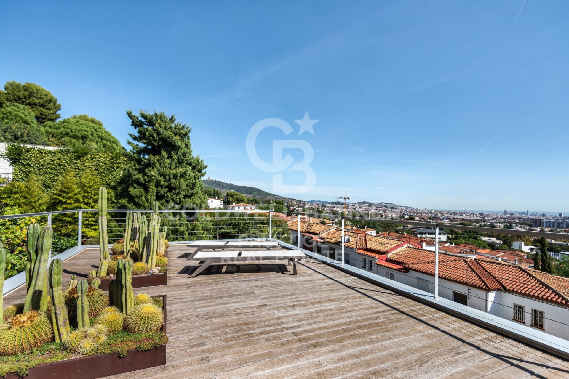 Māja Barcelona, Spānijā 6 istabas, 730 m2 Nr. 160390
