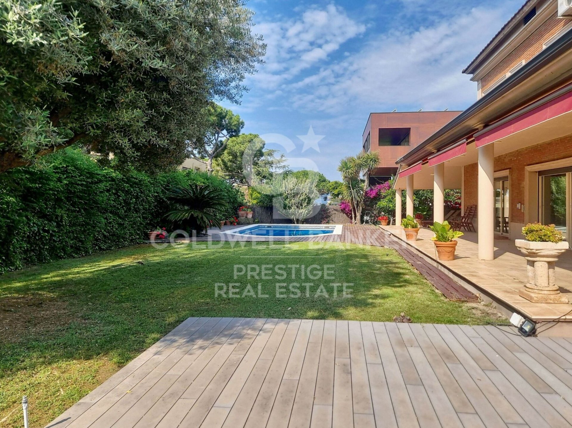 House in Esplugues de Llobregat, Barcelona, Spain 5 bedrooms, 465 sq.m. No. 160392