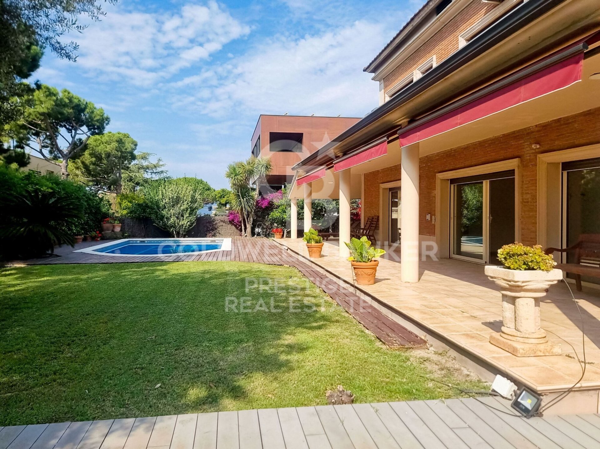 House in Esplugues de Llobregat, Barcelona, Spain 5 bedrooms, 465 sq.m. No. 160392