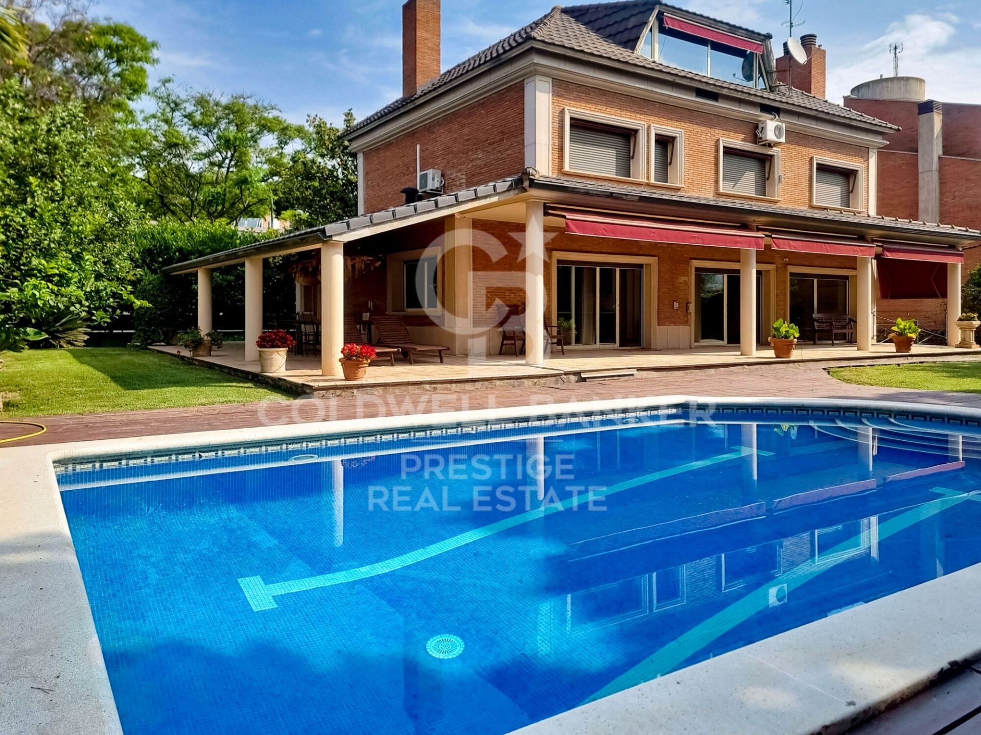 House in Esplugues de Llobregat, Barcelona, Spain 5 bedrooms, 465 sq.m. No. 160392