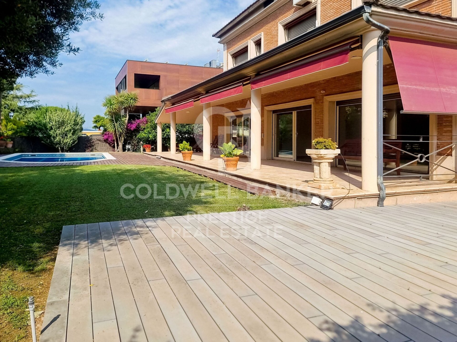 House in Esplugues de Llobregat, Barcelona, Spain 5 bedrooms, 465 sq.m. No. 160392