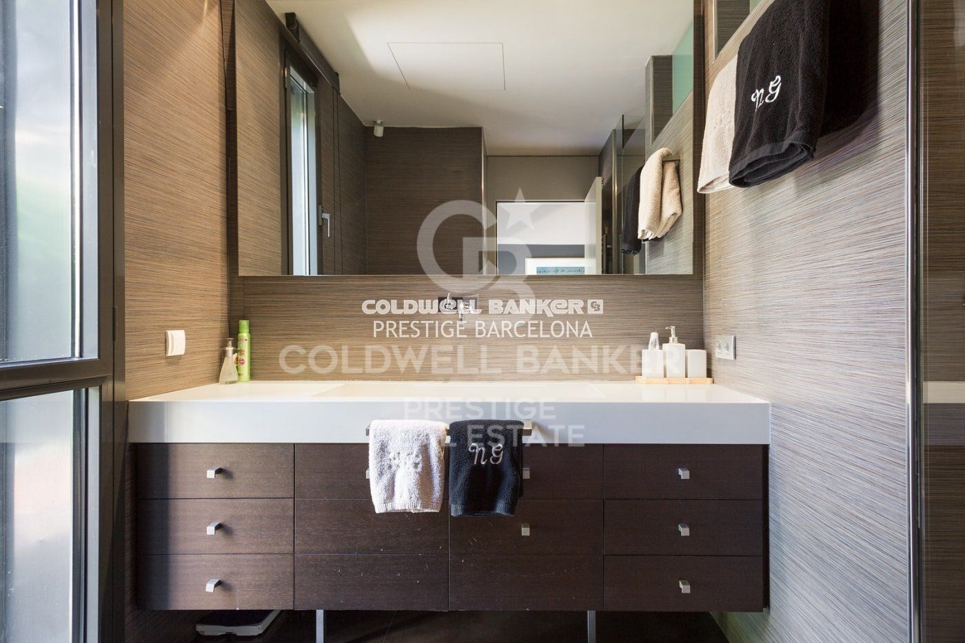 Huoneisto Barcelona, Espanja 5 makuuhuonetta, 500 m2 No. 160396