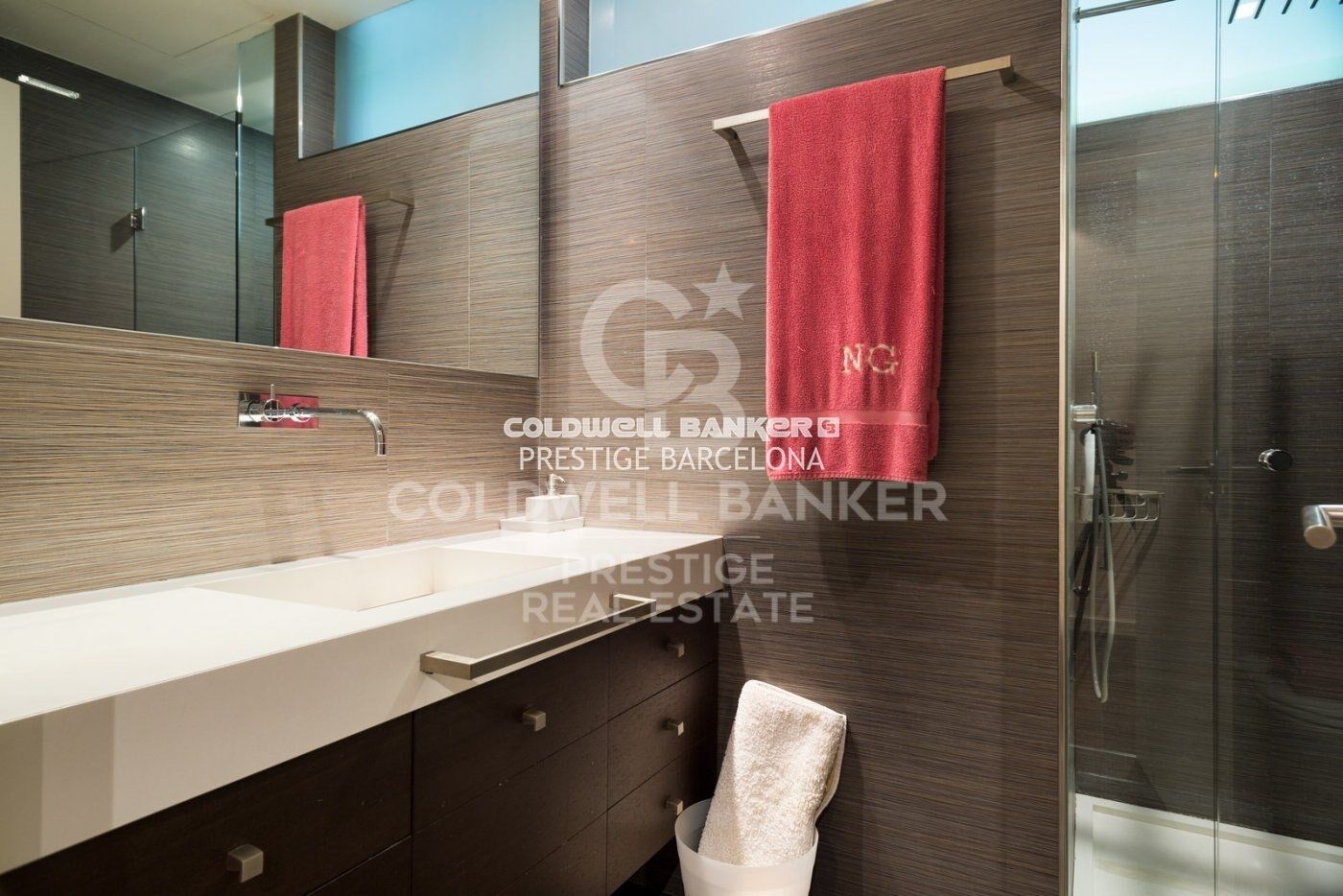 Huoneisto Barcelona, Espanja 5 makuuhuonetta, 500 m2 No. 160396