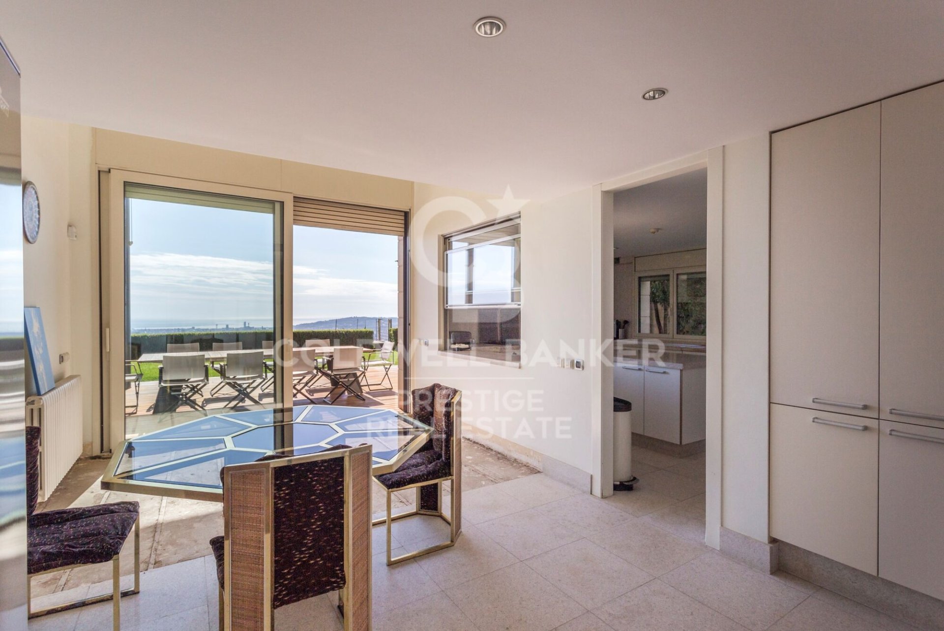House à Barcelona, Espagne 7 chambres, 900 m2 No. 160394