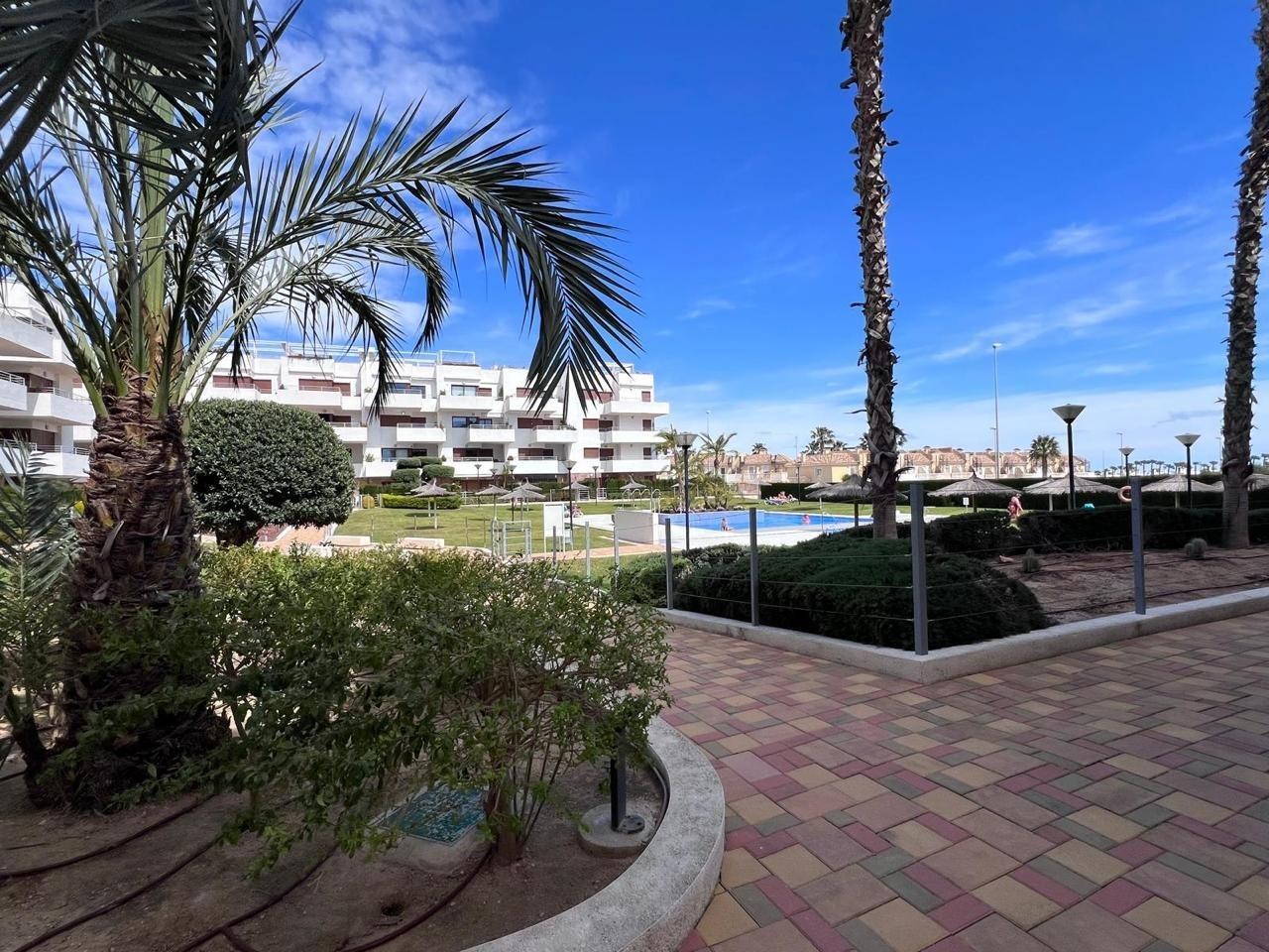 Lägenhet i Cabo Roig, Alicante, Spanien 2 sovrum, 84 kvm. Nr. 180141