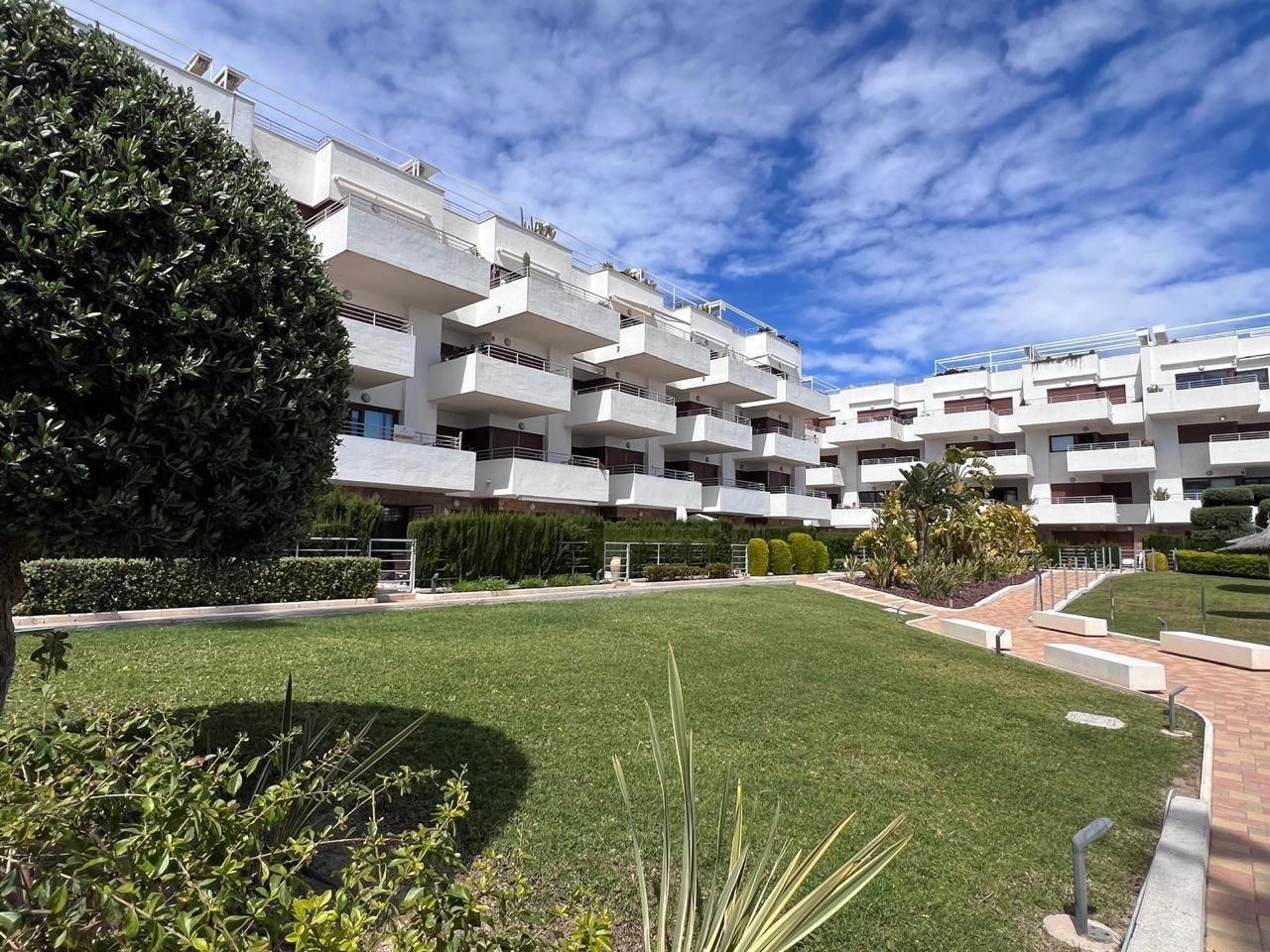 Lägenhet i Cabo Roig, Alicante, Spanien 2 sovrum, 84 kvm. Nr. 180141