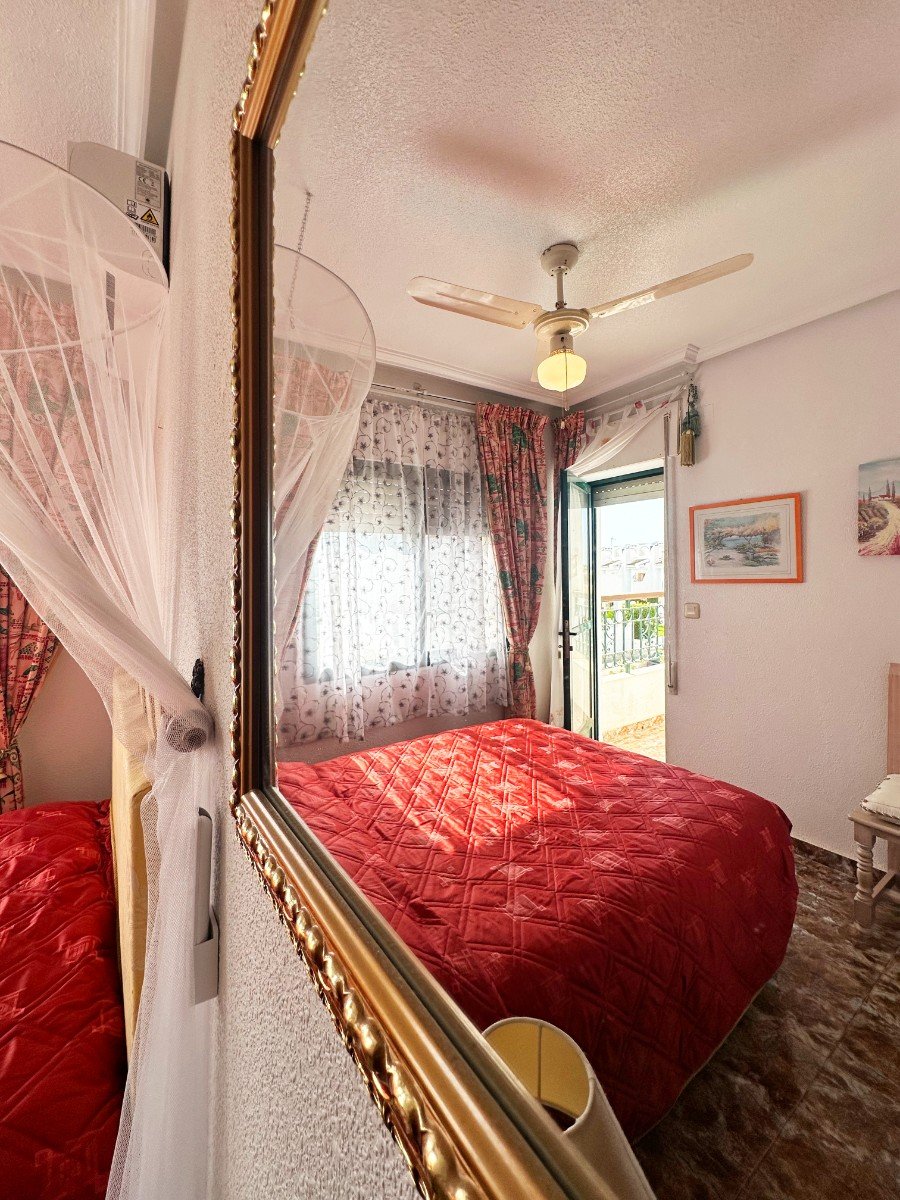 Villetta a schiera a Alicante, Spagna 3 camere da letto, 101 mq. N° 163122
