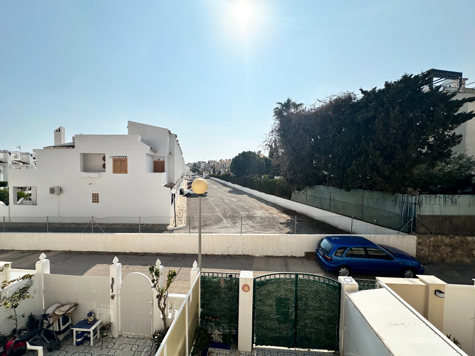 Villetta a schiera a Alicante, Spagna 3 camere da letto, 101 mq. N° 163122