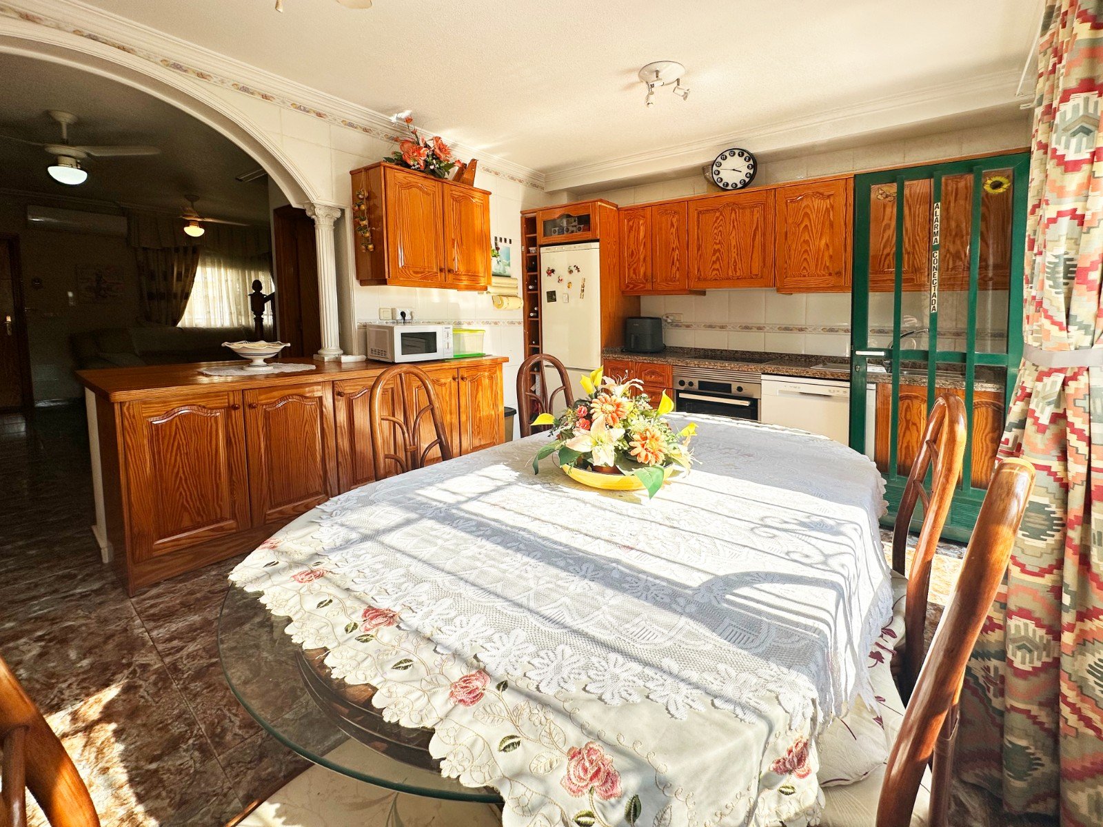 Villetta a schiera a Alicante, Spagna 3 camere da letto, 101 mq. N° 163122