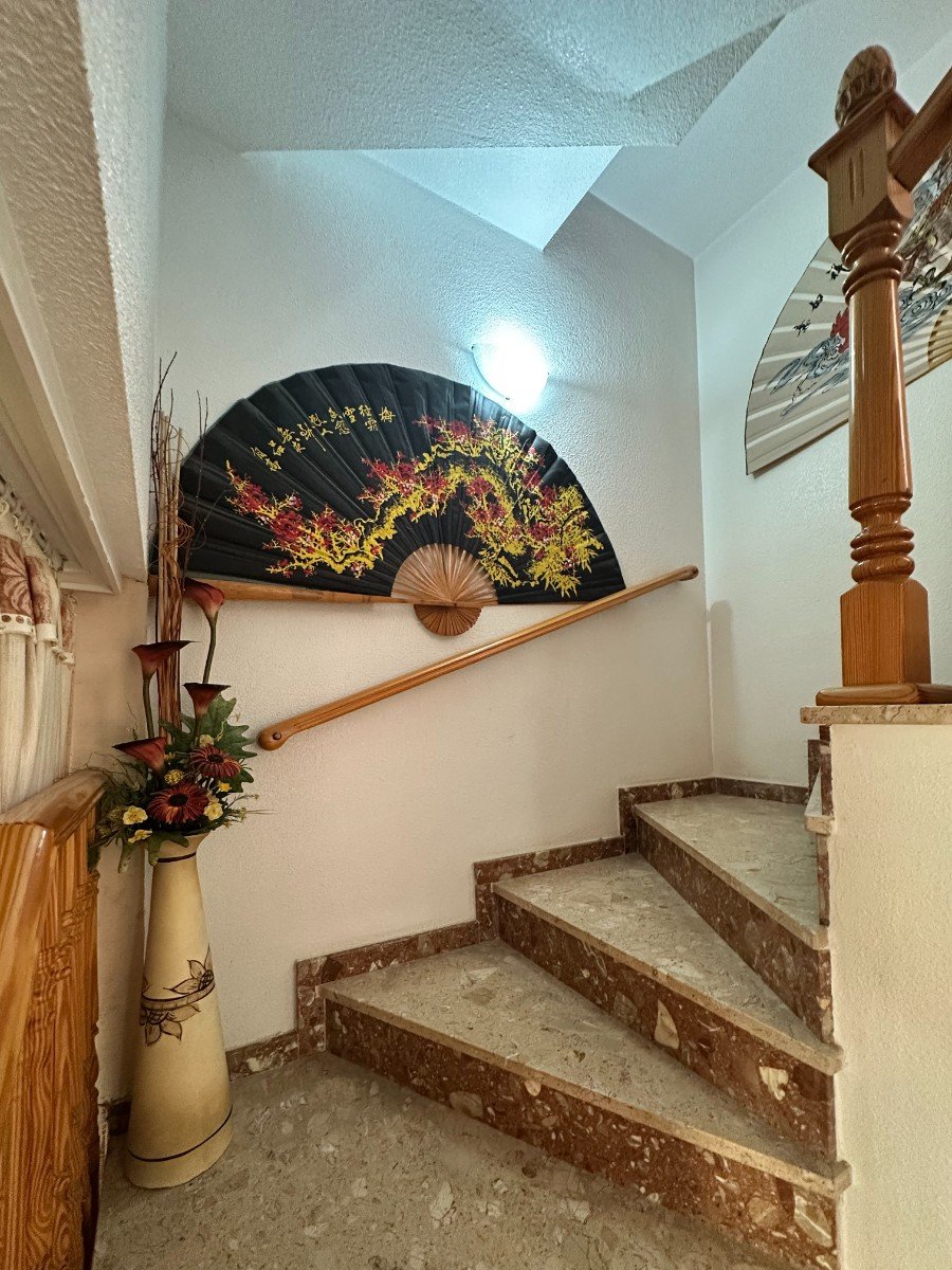 Villetta a schiera a Alicante, Spagna 3 camere da letto, 101 mq. N° 163122