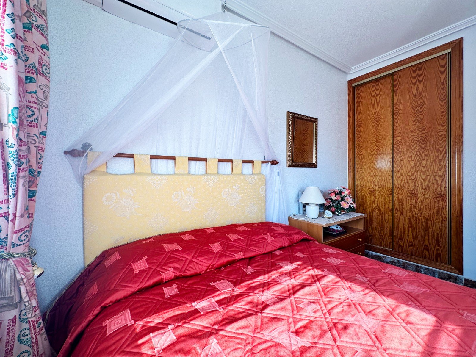Villetta a schiera a Alicante, Spagna 3 camere da letto, 101 mq. N° 163122