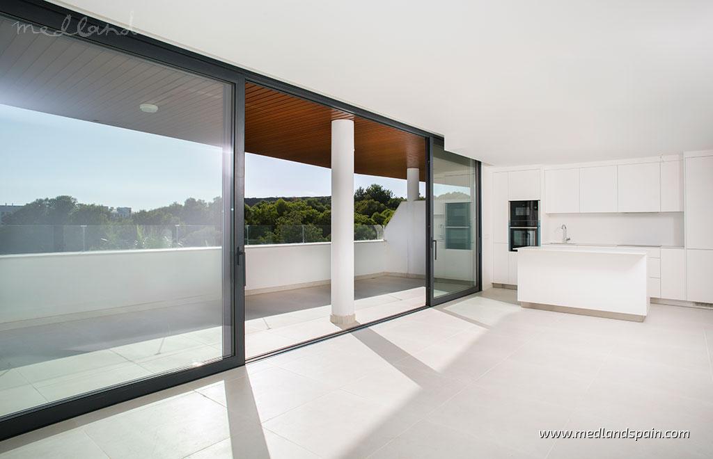 Apartment à Fuengirola, Malaga, Espagne 2 chambres, 86 m2 No. 144504