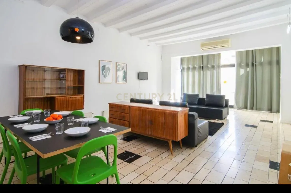 Wohnung in Barcelona, Spanien 5 Schlafzimmer, 186 m2 Nr. 167072