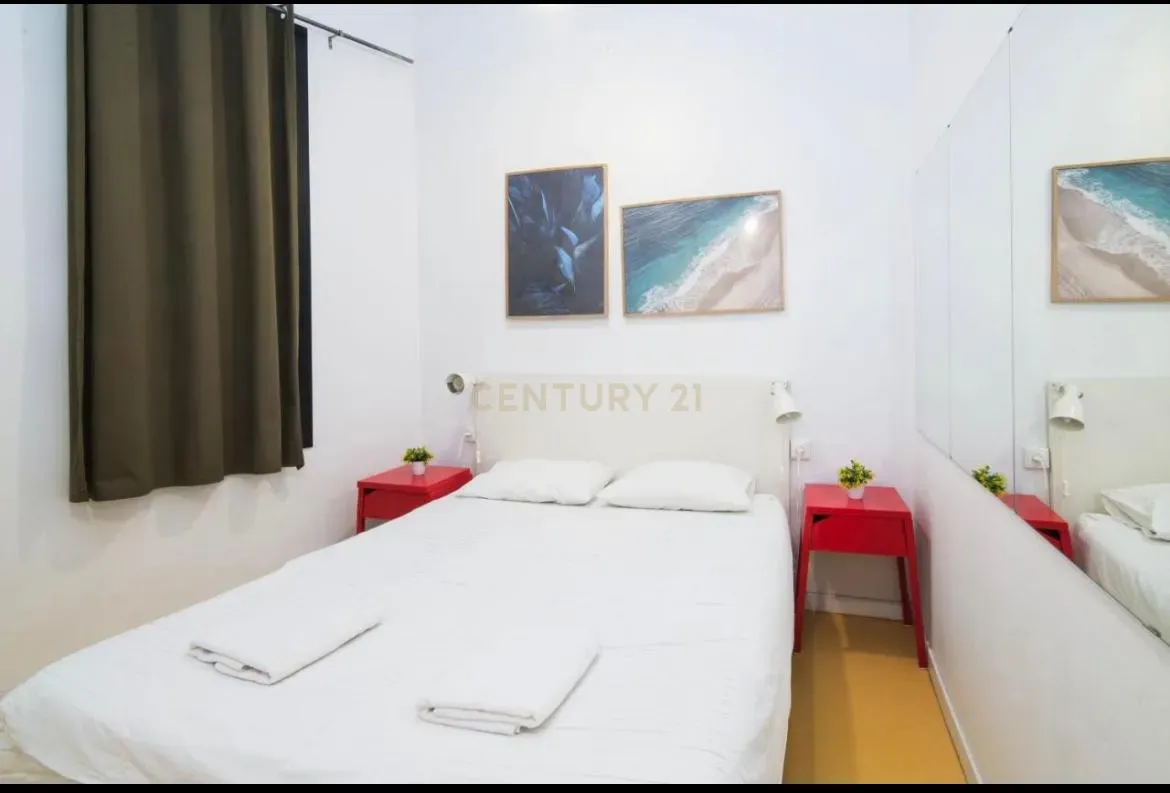 Wohnung in Barcelona, Spanien 5 Schlafzimmer, 186 m2 Nr. 167072
