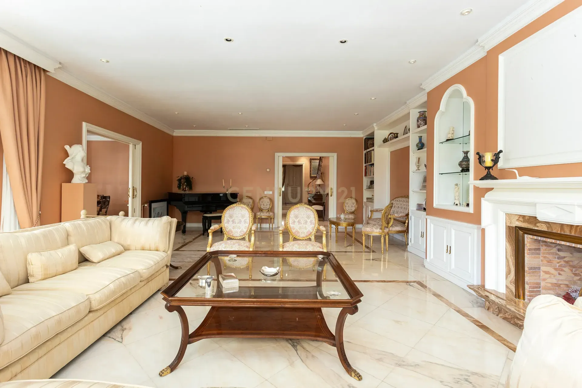 House in Barcelona, Spain 6 bedrooms, 695 sq.m. No. 167073