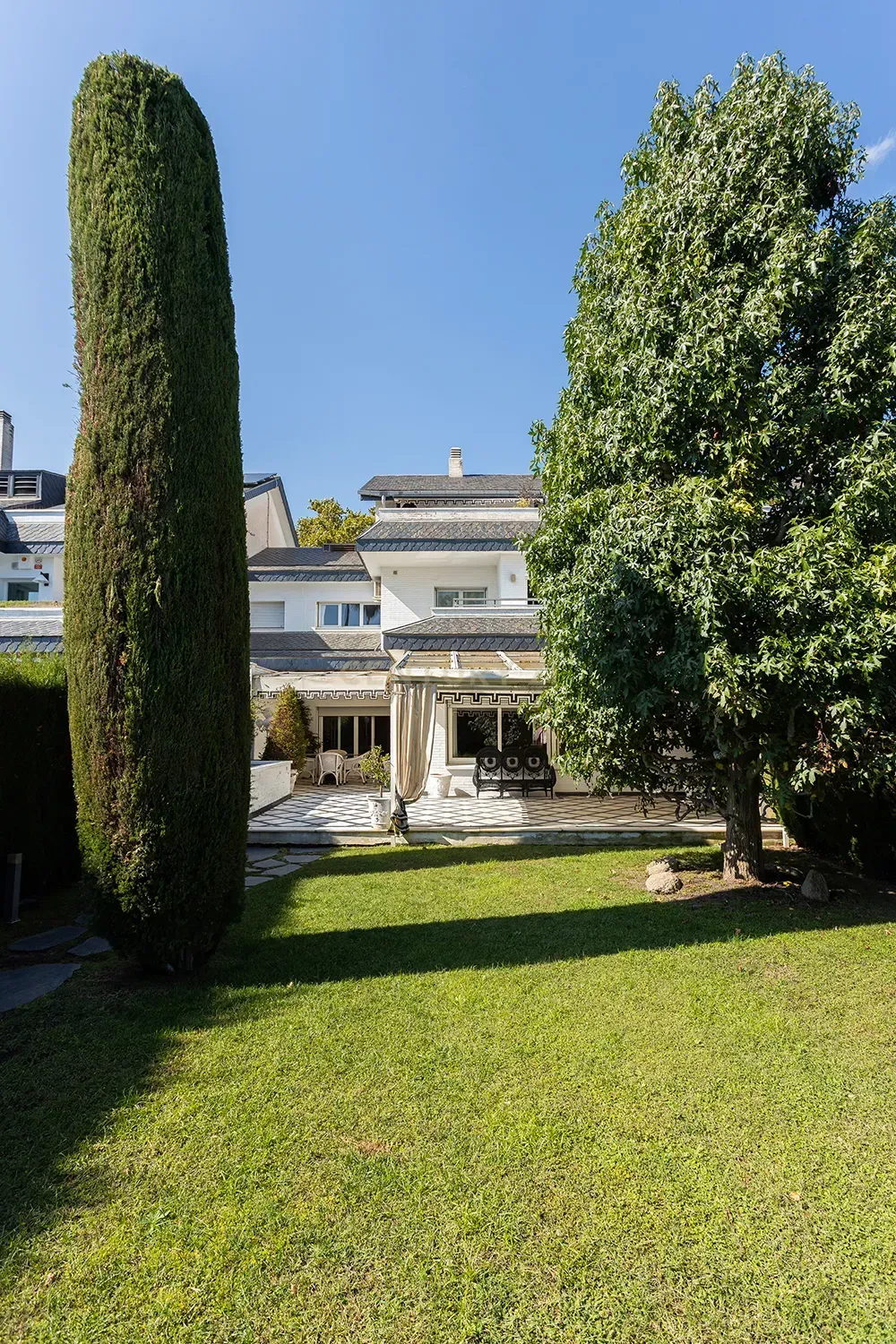 House in Barcelona, Spain 6 bedrooms, 695 sq.m. No. 167073