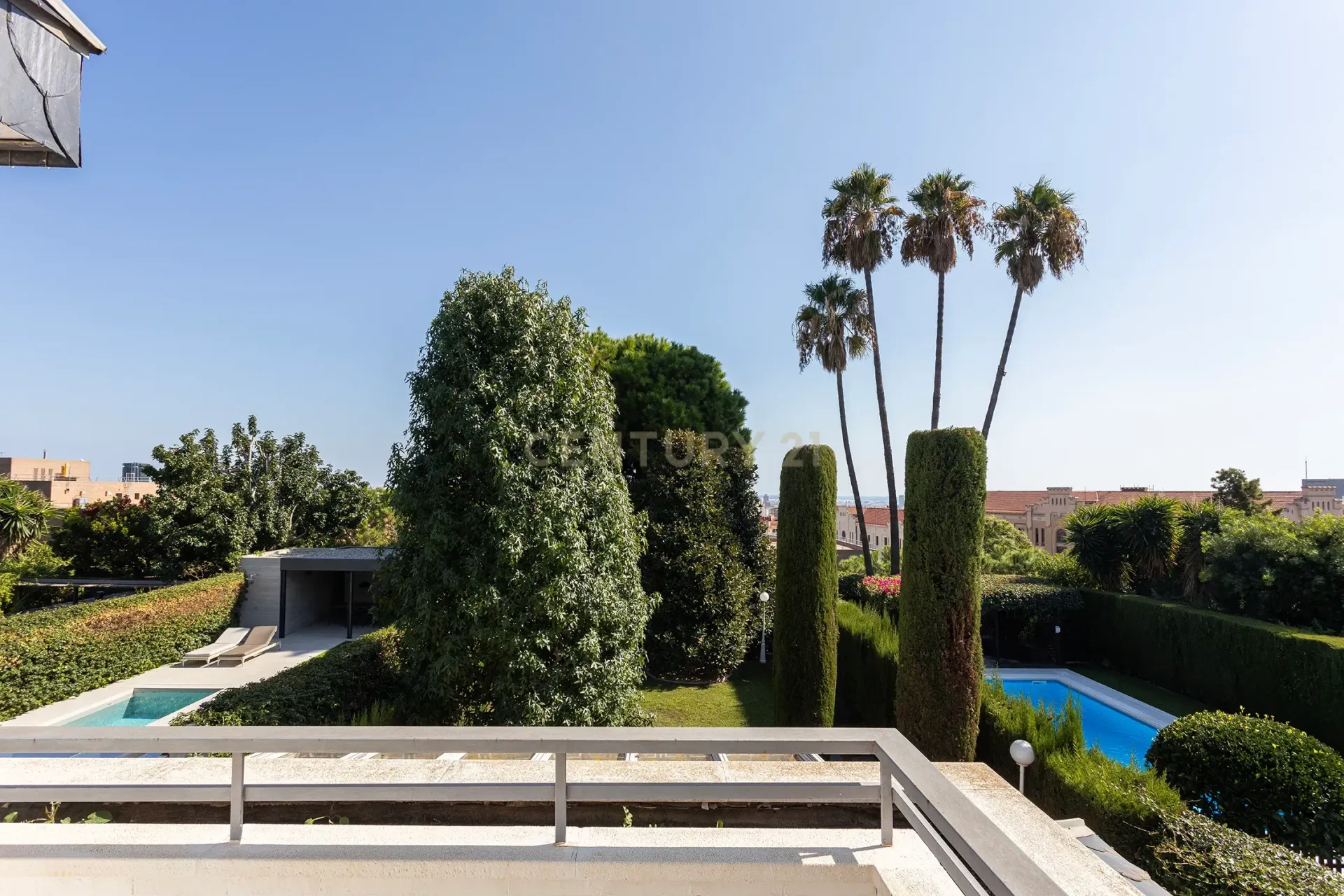 House in Barcelona, Spain 6 bedrooms, 695 sq.m. No. 167073