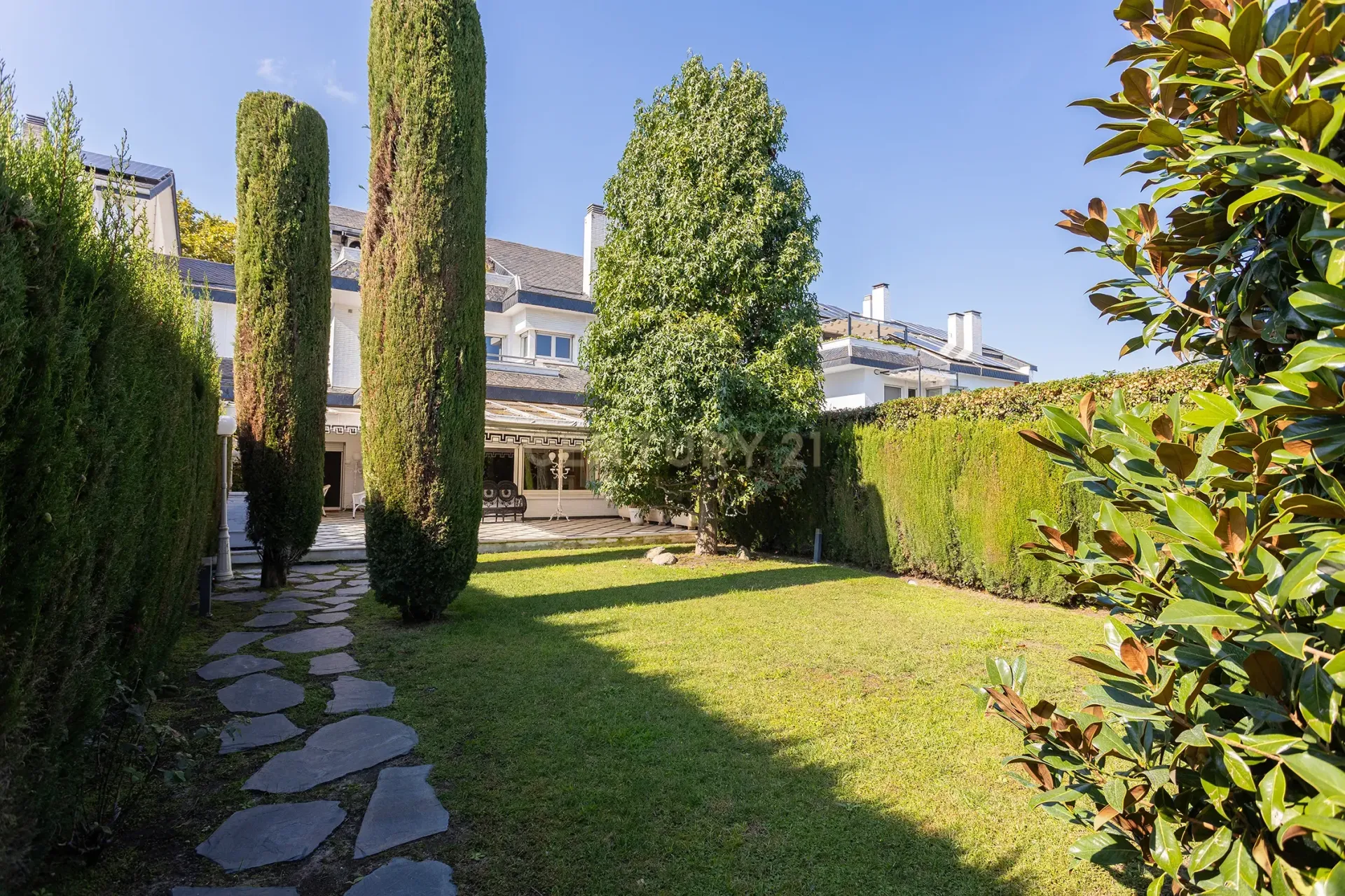 House in Barcelona, Spain 6 bedrooms, 695 sq.m. No. 167073