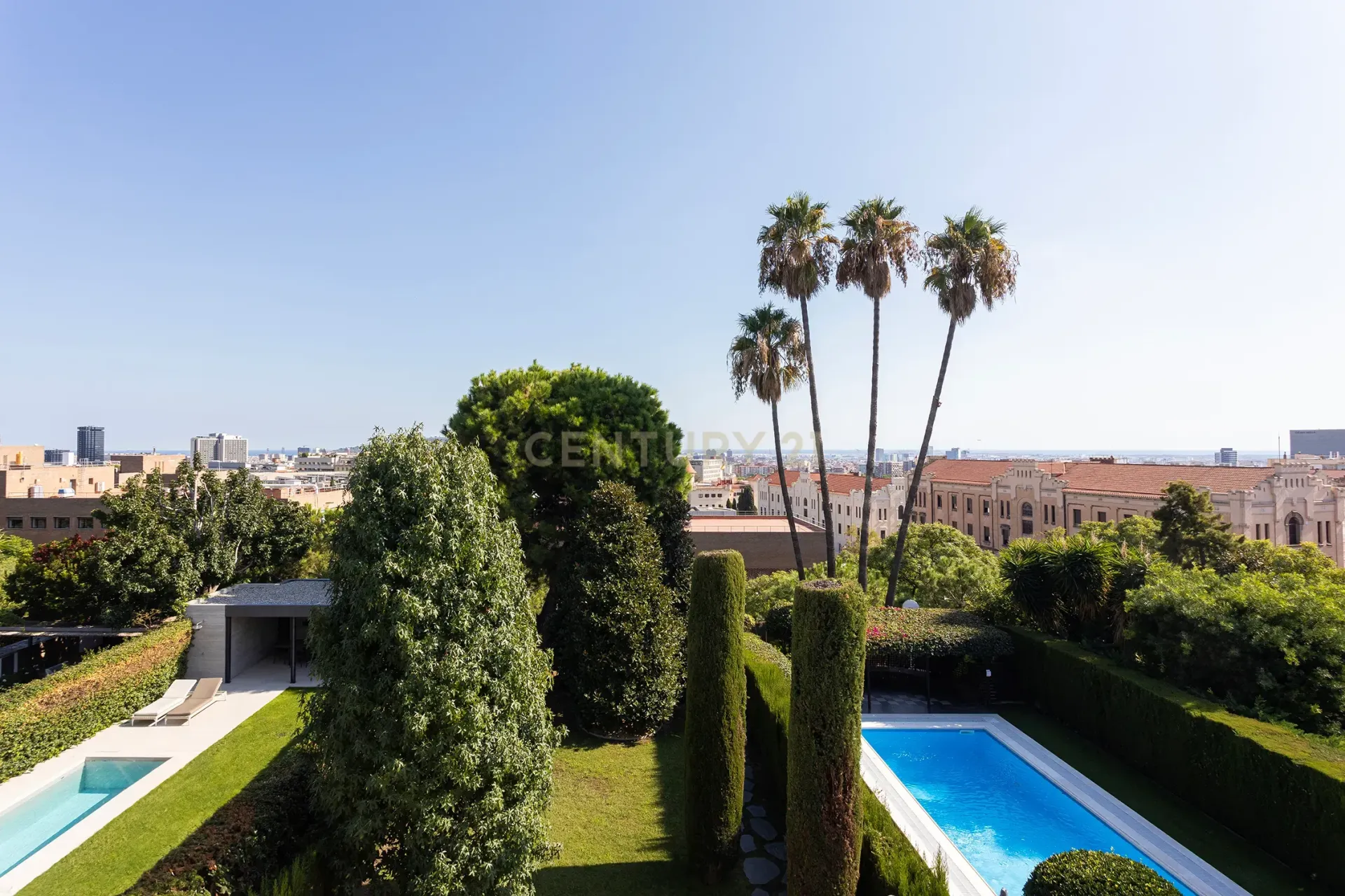 House in Barcelona, Spain 6 bedrooms, 695 sq.m. No. 167073