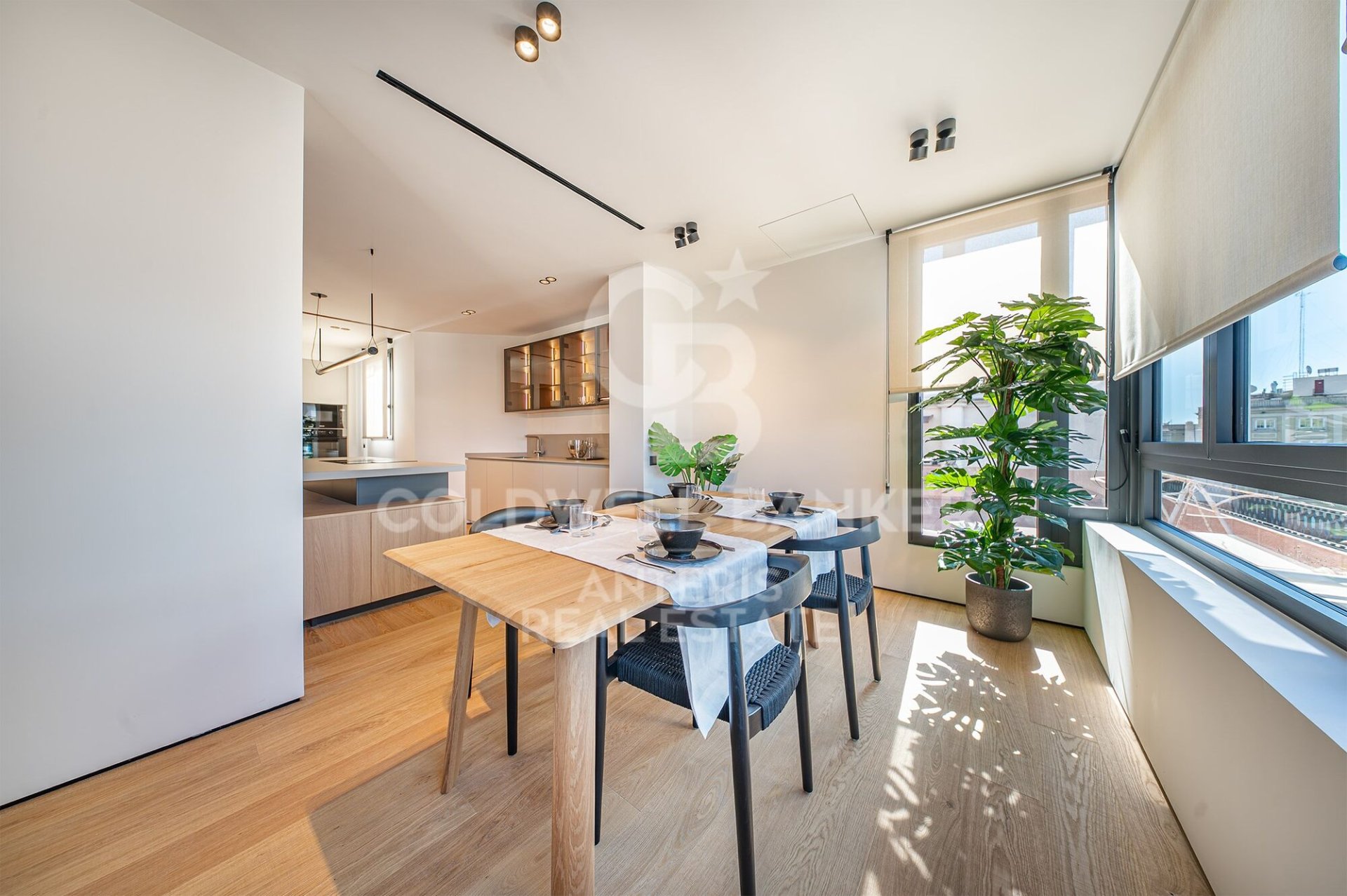 Penthauss Barcelona, Spānijā 268 m2 Nr. 178831