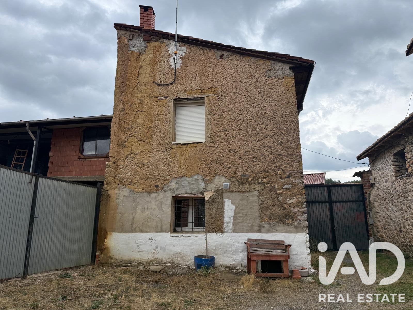 House in Garrafe de Torio, Leon, Spain 1 bedroom, 90 sq.m. No. 195063