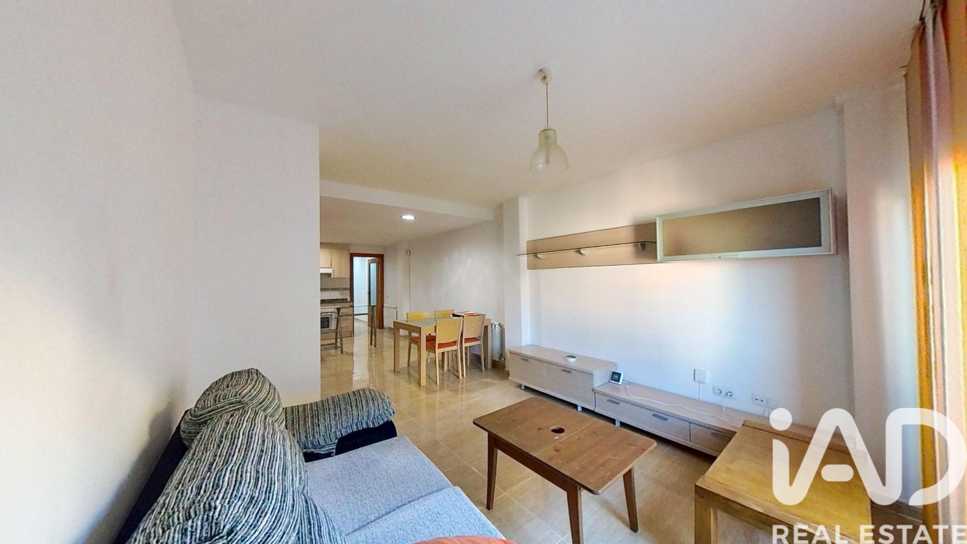 Apartamento en Roda de Berà, Tarragona, España 2 dormitorios, 87 m2 No. 185561